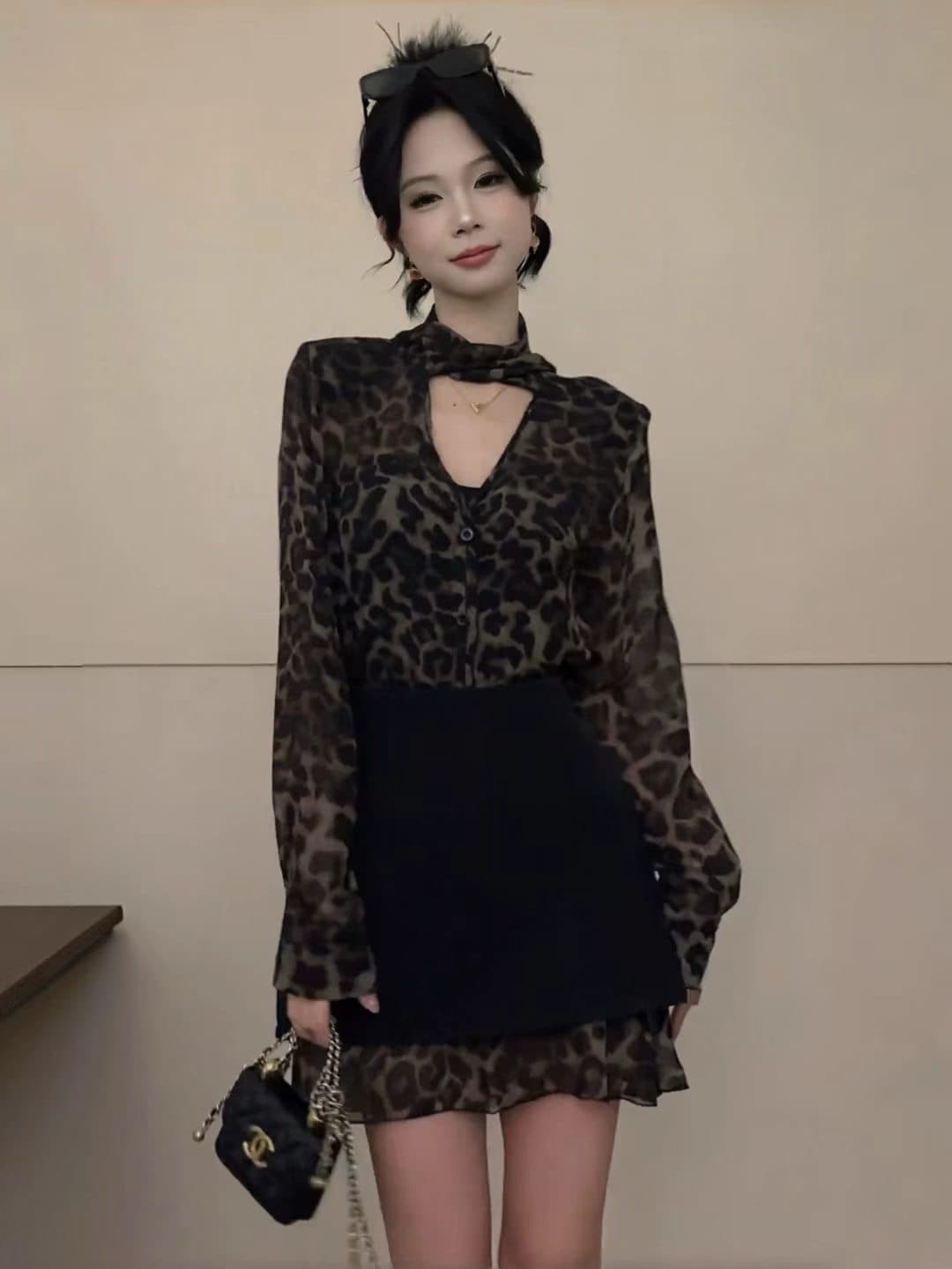 홍콩 느낌 레트로 섹시함 핫걸 레오파드 무늬 리본 긴팔 여성 셔츠 반신 스커트 고급 센스 품격 패션 세트 트렌디 상세 이미지 2
