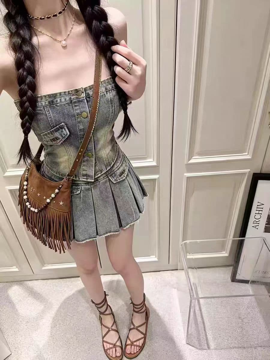 핫걸 레트로 데님 미니 스커트 세트 여성 로얄 자매 순수한 욕망 섹시함 품격 슬림해 보이는 튜브탑 하이웨이스트 플리츠 스커트 세트 이미지 3