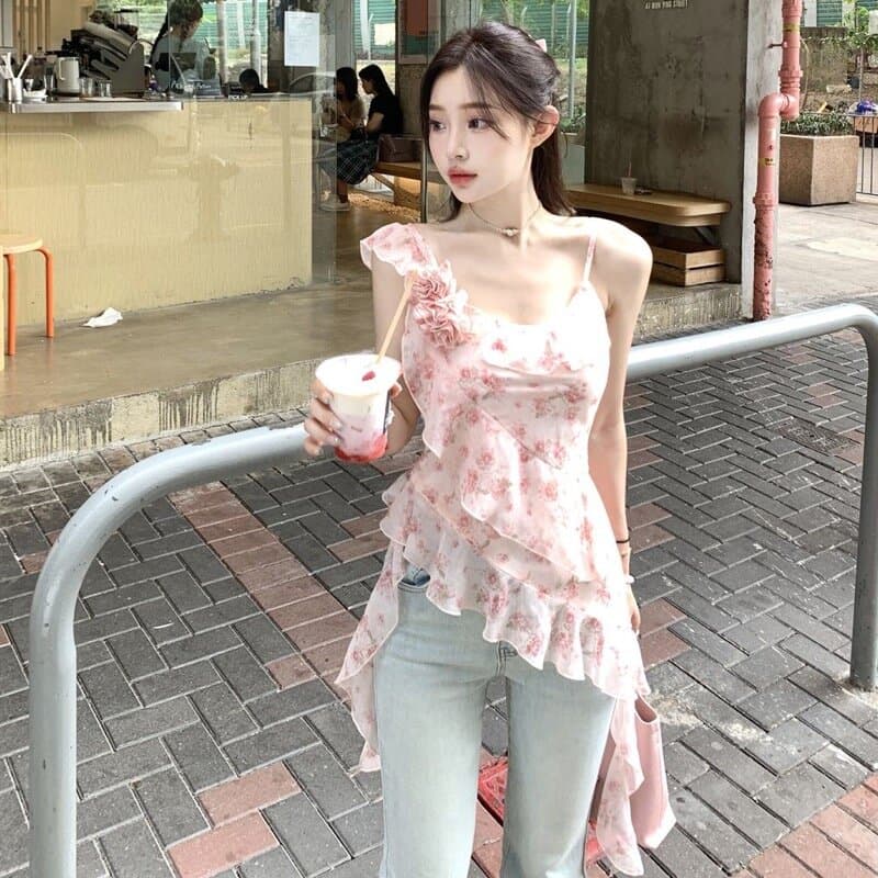 순수한 욕망 바람 고급 센스 품격 불규칙 프릴 핫걸 꽃무늬 슬립 맨위 여성 봄 여름 2026 새로운