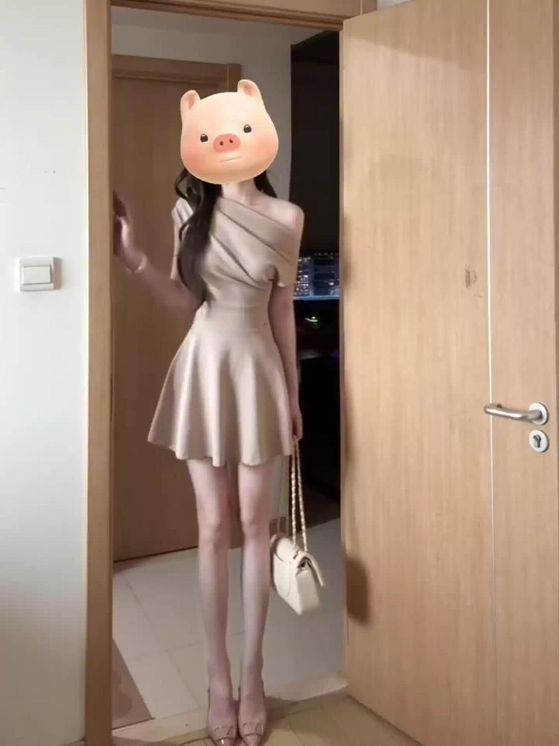 프랑스식 순수한 욕망 바람 단색 비스듬한 어깨 드레스 아이들 2026 새로운 여름 품격 허리 수축 슬림해 보이는 한 마디 미니 스커트 이미지 3
