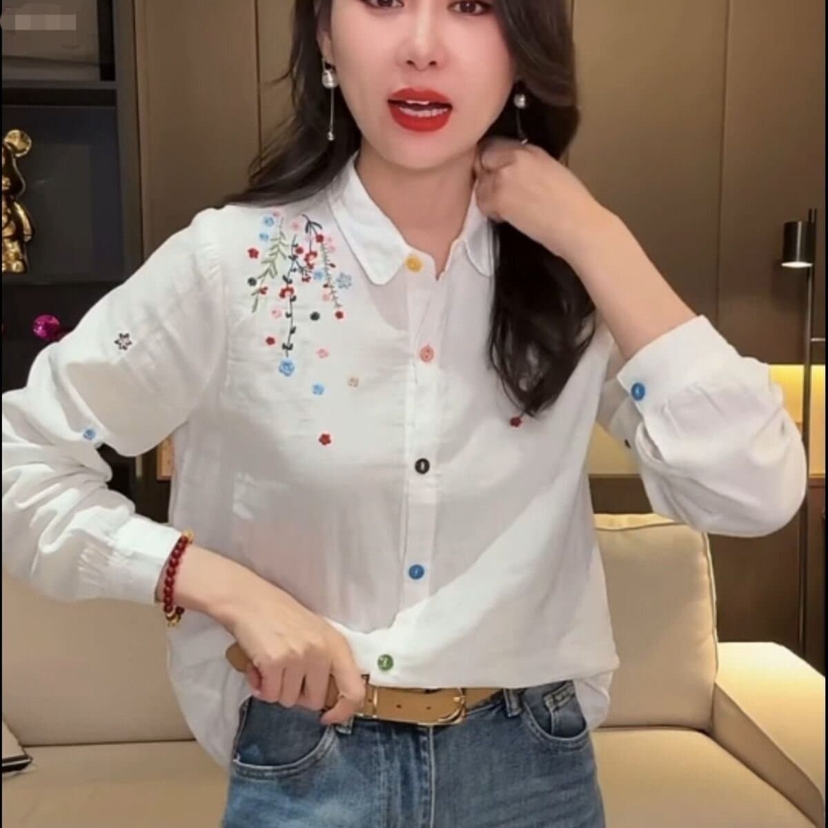 한국 스타일 봄 여름 가을 의상 새로운 자수 꽃무늬 셔츠 여성 긴 소매 폴로 칼라 화이트 셔츠 출퇴근 바람 다용도 맨위 상세 이미지 5