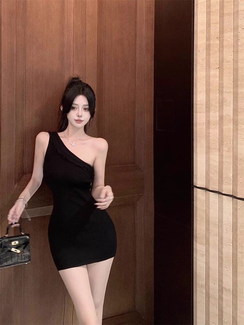 프랑스식 품격 명문 여성 천 금빛 바람 비스듬한 어깨 프릴 디자인 센스 타이트 슬림해 보이는 몸매 가꾸기 니트 타이트 스커트 드레스 상세 이미지 10