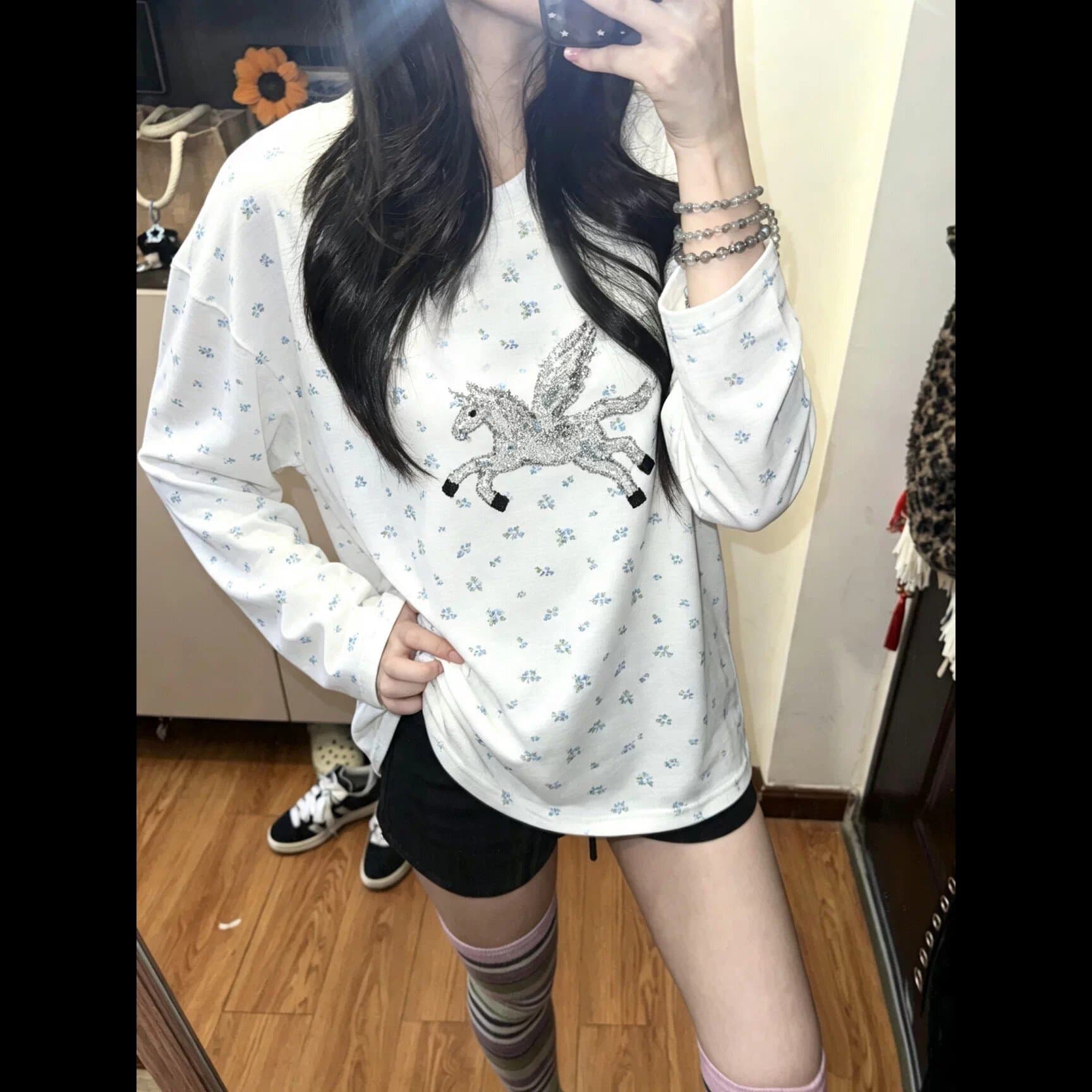한 부서 전체 인쇄 작은 꽃무늬 유니콘 긴팔 티셔츠 여성 봄 가을 질감 센스 캐주얼 다용도 기본 셔츠 맨위 상세 이미지 6