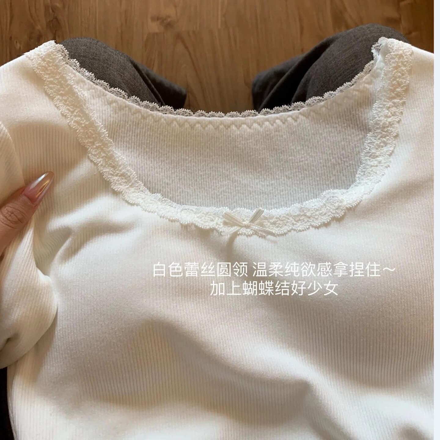 화이트 레이스 긴팔 De 플러시 기본 셔츠 여성 2026 가을 겨울철 새로운 고급 센스 몸매 가꾸기 티셔츠 인사이드 잡아라. 의류 상세 이미지 5