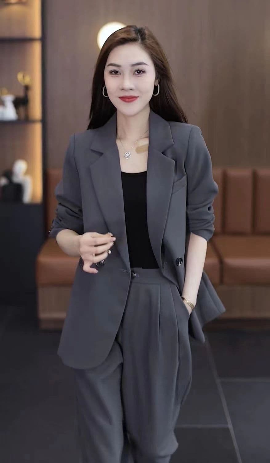 2026 가을 검정색 품격 캐주얼 패션 슬림해 보이는 인터넷 유명인 정장 세트 외국 가스 몸매 가꾸기 한국 스타일 긴팔 정장 상세 이미지 9