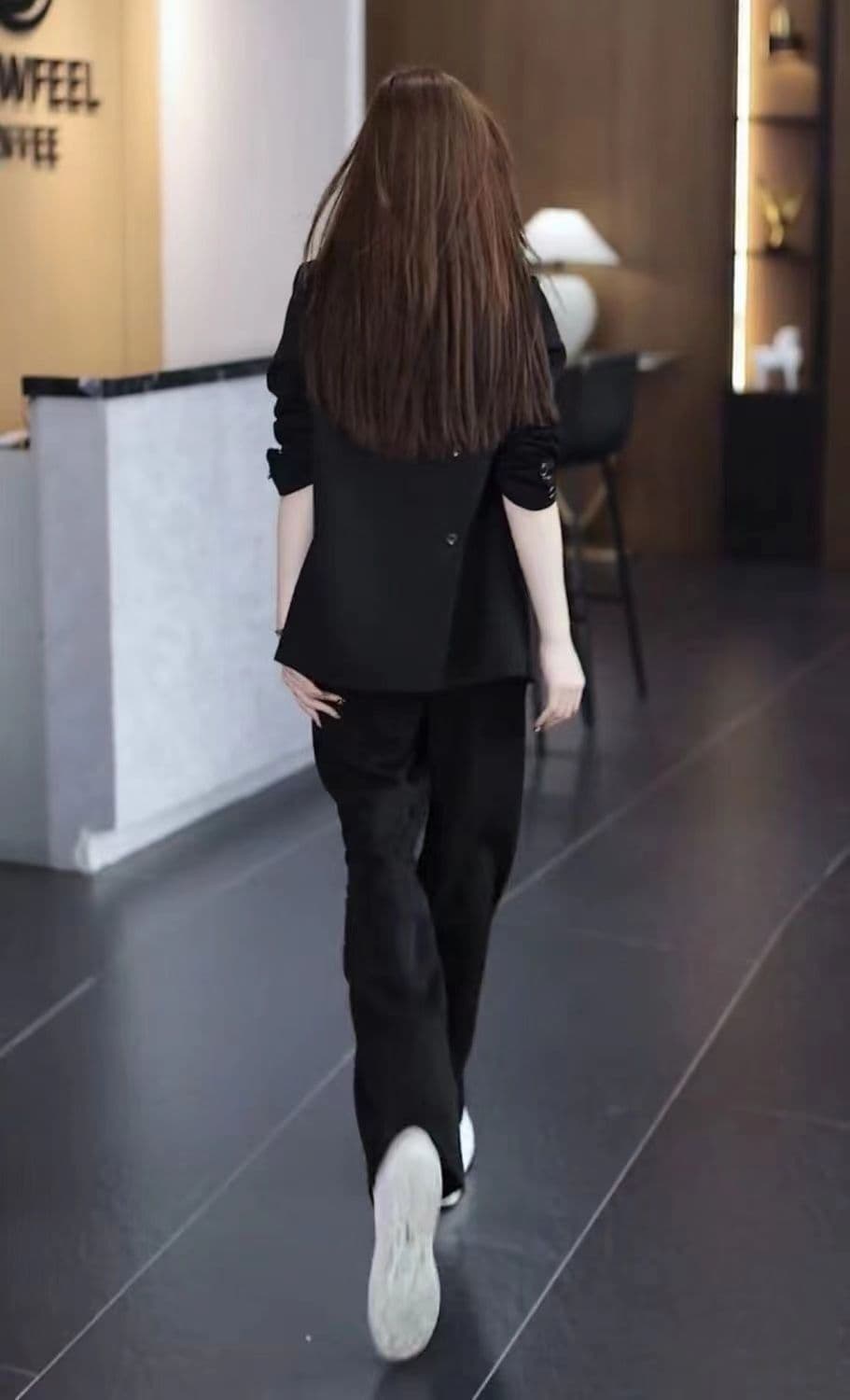 2026 가을 검정색 품격 캐주얼 패션 슬림해 보이는 인터넷 유명인 정장 세트 외국 가스 몸매 가꾸기 한국 스타일 긴팔 정장 상세 이미지 13