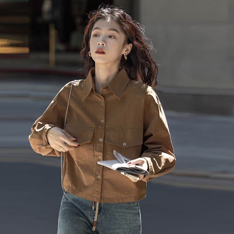 디자인 센스 작은 대중 짧은 외투 레트로 긴팔 셔츠 2026 봄 가을 미니멀리즘 단색 쇼트 스타일 작은 키 셔츠 여성 상세 이미지 5