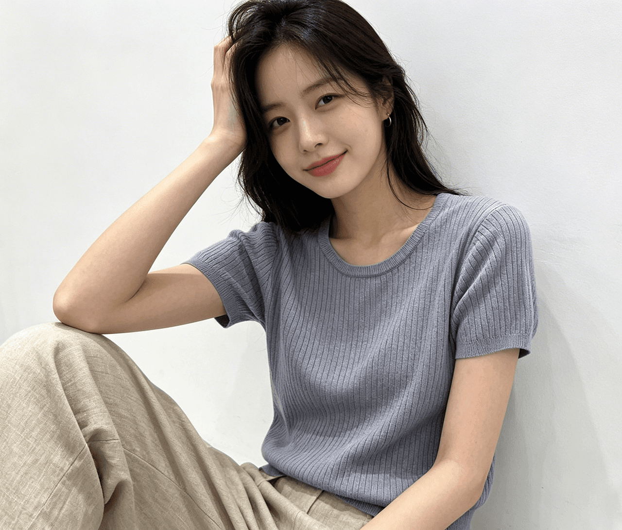 실사 한 부서 일상 라운드 넥 구덩이 기사 클래식 뒤에 단추 홀로우 아웃 니트 스웨터 반팔 티셔츠 몸매 가꾸기 여성 셔츠 상세 이미지 5