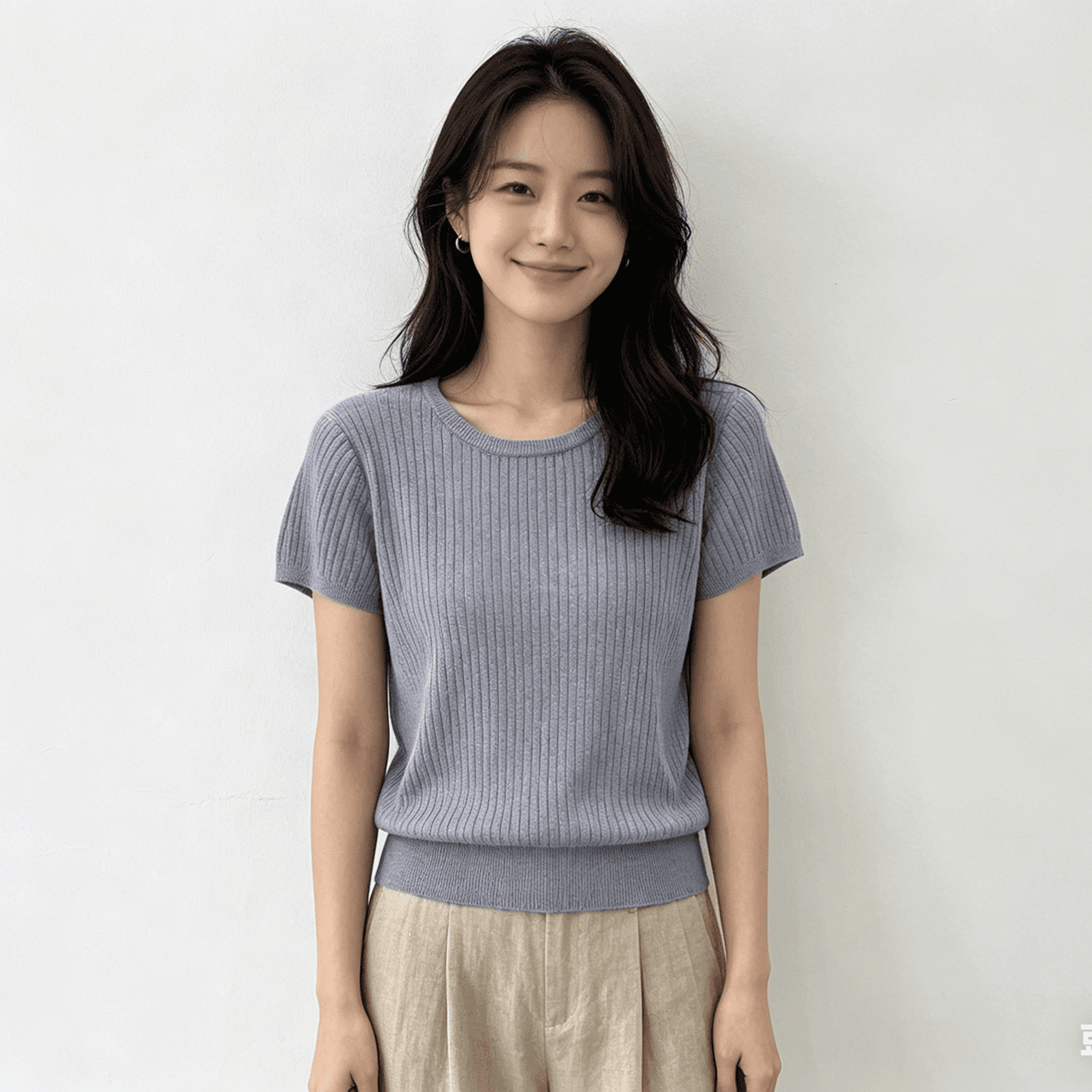 실사 한 부서 일상 라운드 넥 구덩이 기사 클래식 뒤에 단추 홀로우 아웃 니트 스웨터 반팔 티셔츠 몸매 가꾸기 여성 셔츠 상세 이미지 8