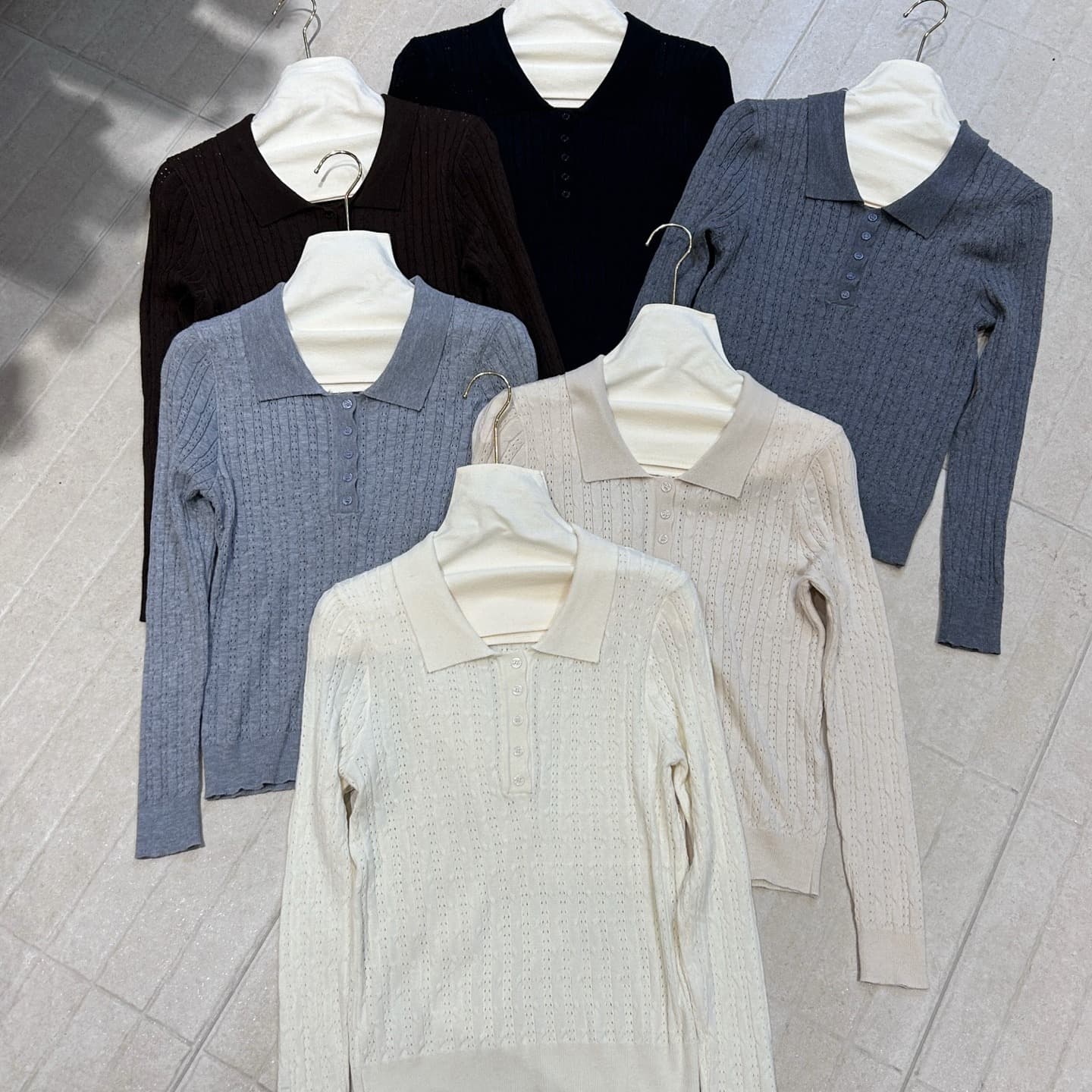 26 년 가을 새로운 POLO 칼라 폴로 칼라 니트 스웨터 양모 얇은 스타일 기본 셔츠 여성 스웨터 긴팔 인사이드 잡아라. 의류 이미지 5