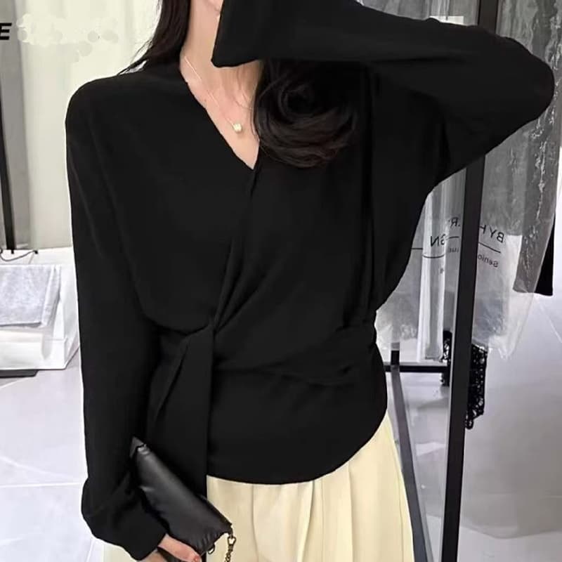 느긋한 바람 이른 봄 디자인 센스 V넥 십자가 스트랩 허리 수축 긴팔 니트 스웨터 여성 새로운 품격 만나는 맨위 상세 이미지 6