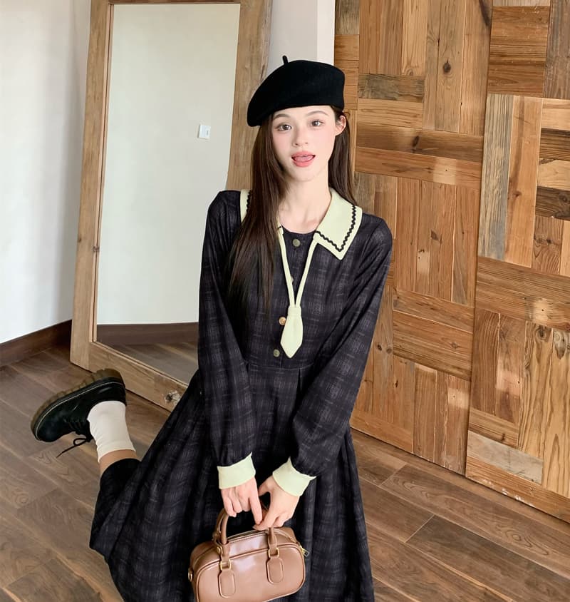 빅 사이즈 프랑스식 레트로 체크무늬 학원 스타일 표지 고기 슬림해 보이는 드레스 가을과 겨울 여성 연령 감소 작은 키 롱 스커트 이미지 4
