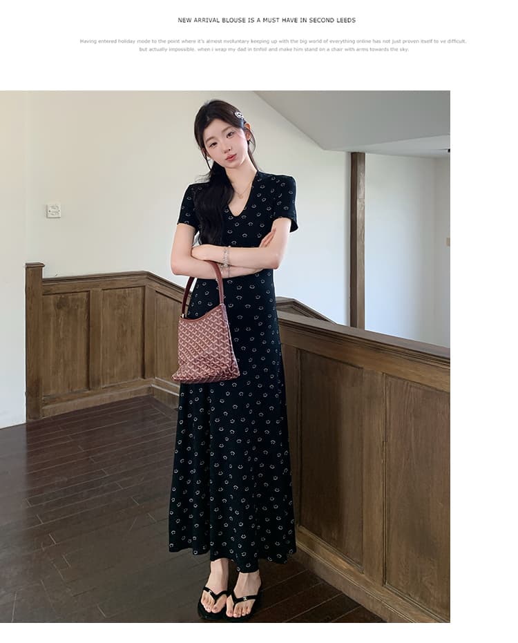 실사 지금 2026 여름 드레스 신제품 한국 스타일 패션 프린트 니트 신축성 몸매 가꾸기 슬림해 보이는 롱 코트 드레스 상세 이미지 18