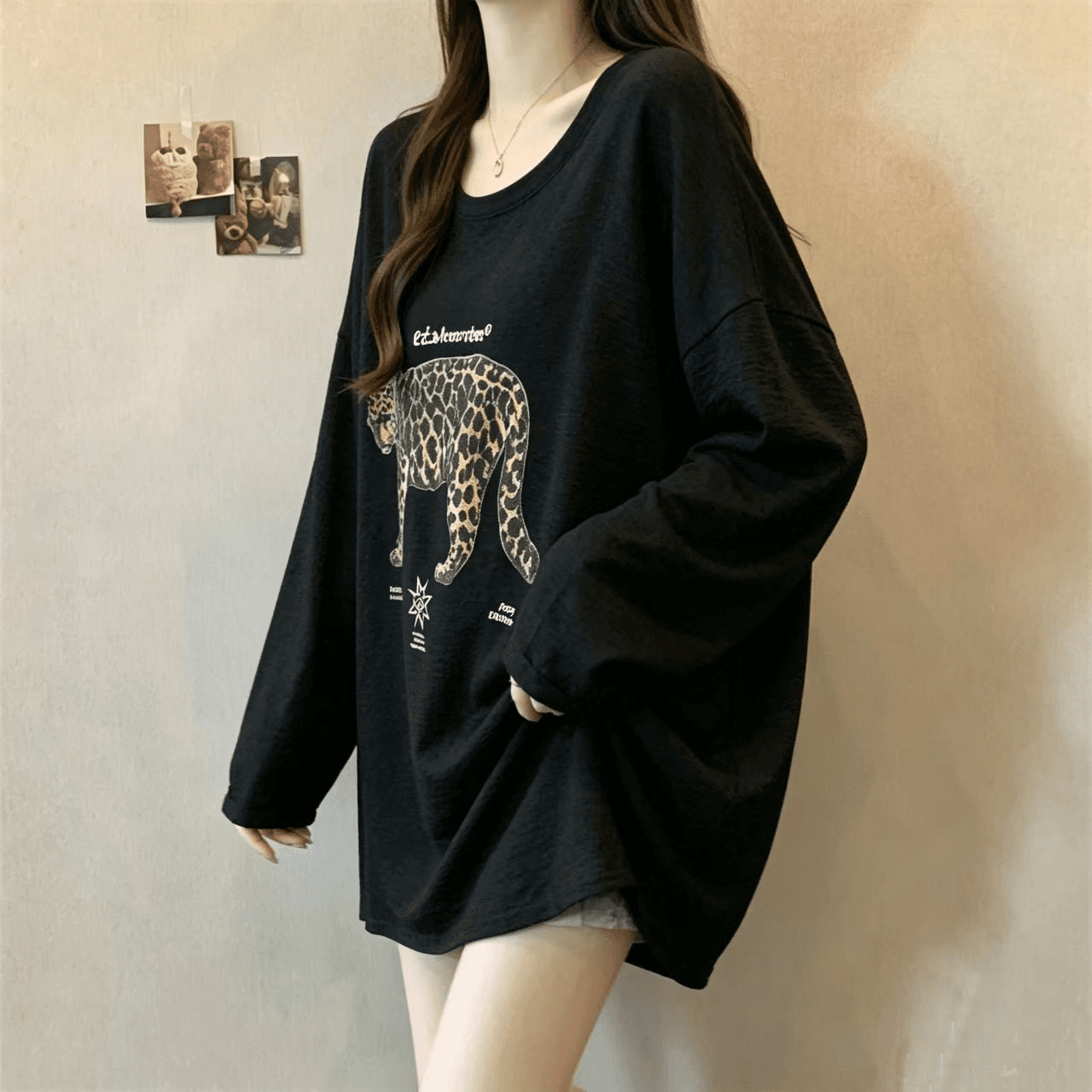 2026 이른 가을 새로운 지방 mm 빅 사이즈 여성 패션 프린트 루즈핏 슬림해 보이는 중간 길이 긴팔 티셔츠 상세 이미지 8