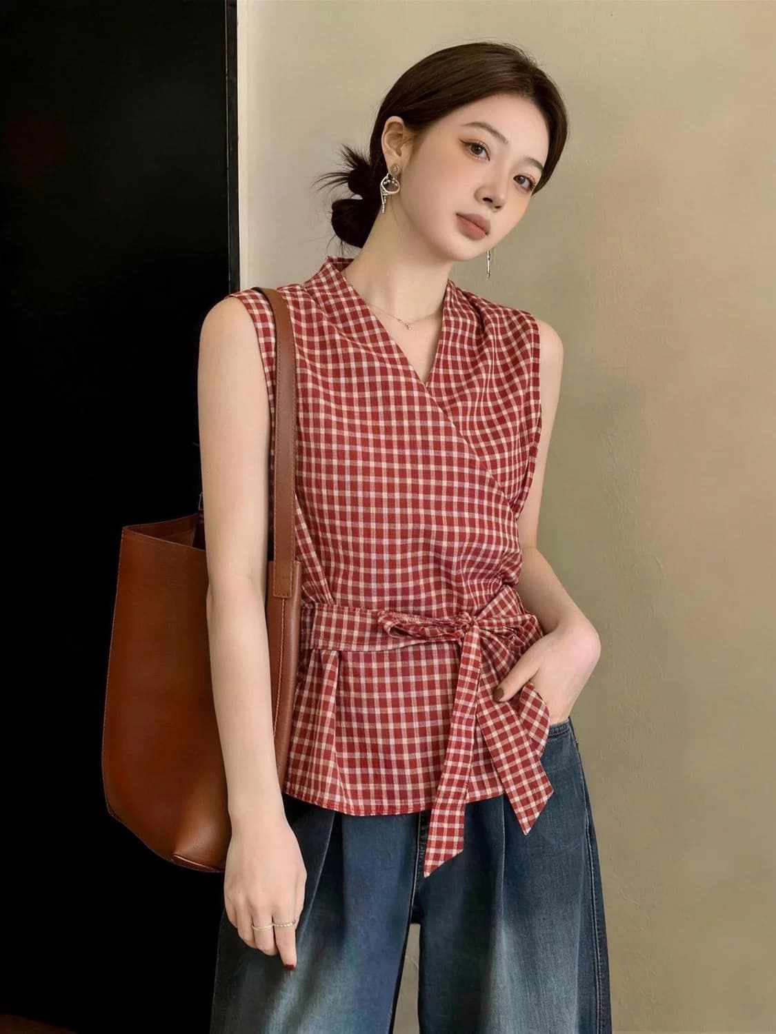 패션 프랑스식 V넥 레이스업 허리 수축 체크무늬 여성 셔츠 여름 빅 사이즈 통통한 여동생 출퇴근 품격 다용도 맨위 상세 이미지 2