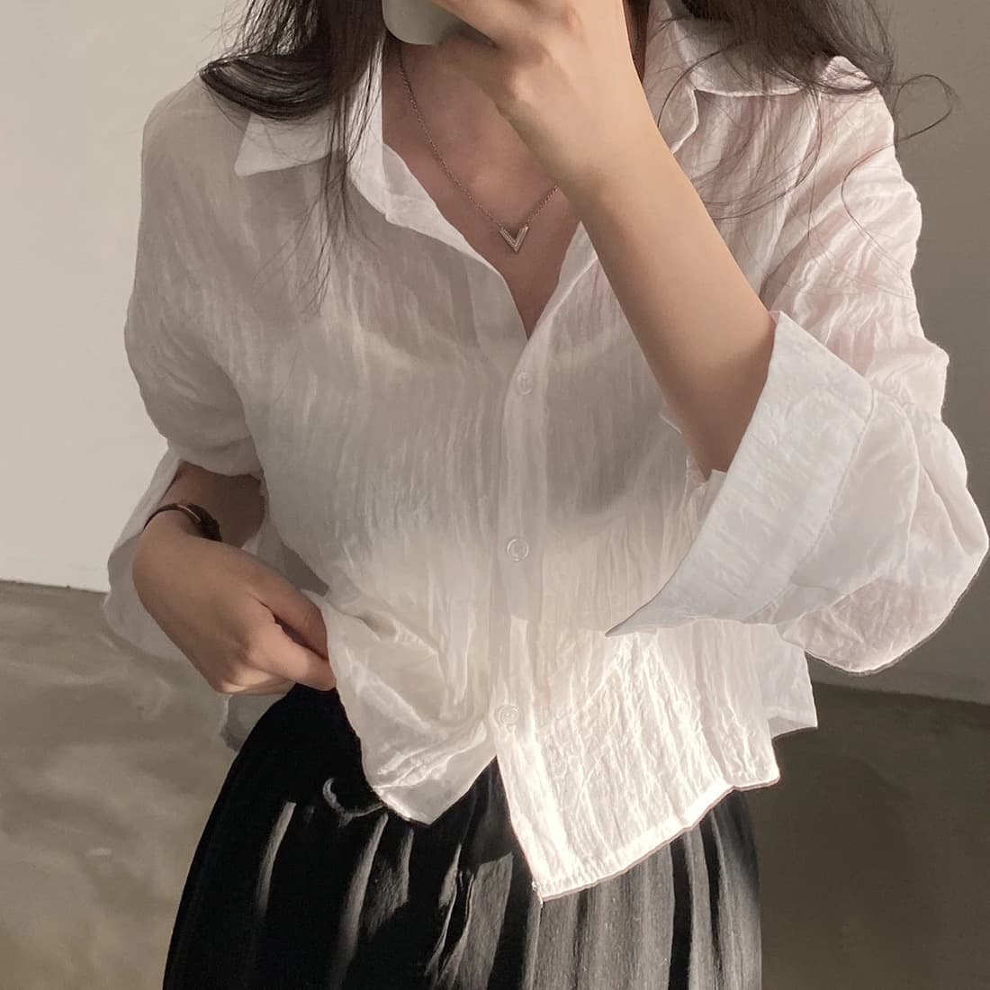한국 chic 봄 레트로 연령 감소 싱글 줄 버튼 폴로 칼라 주름 센스 긴팔 셔츠 루즈핏 쇼트 스타일 자외선 차단 셔츠 상세 이미지 1