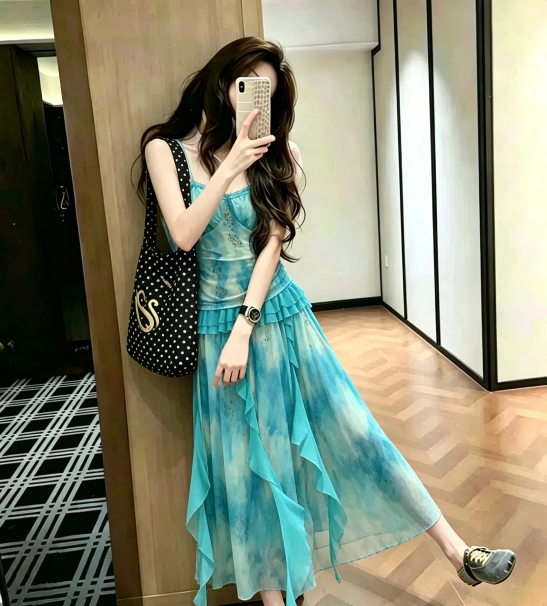 품격 섹시함 작은 대중 빛 럭셔리 디자인 센스 몸매 가꾸기 슬림해 보이는 슬립 드레스 해변가 휴가 롱 스커트 상세 이미지 5