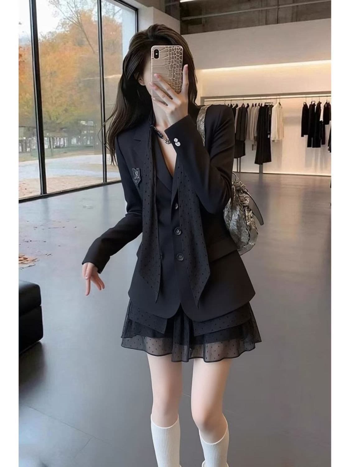 한 부서 부유 한 가족 천 골드 miu 부서 착용 가져 가라. 검정색 페이크 레이어드 정장 여성 드레스 2026 년 새로운 작은 키 이미지 2