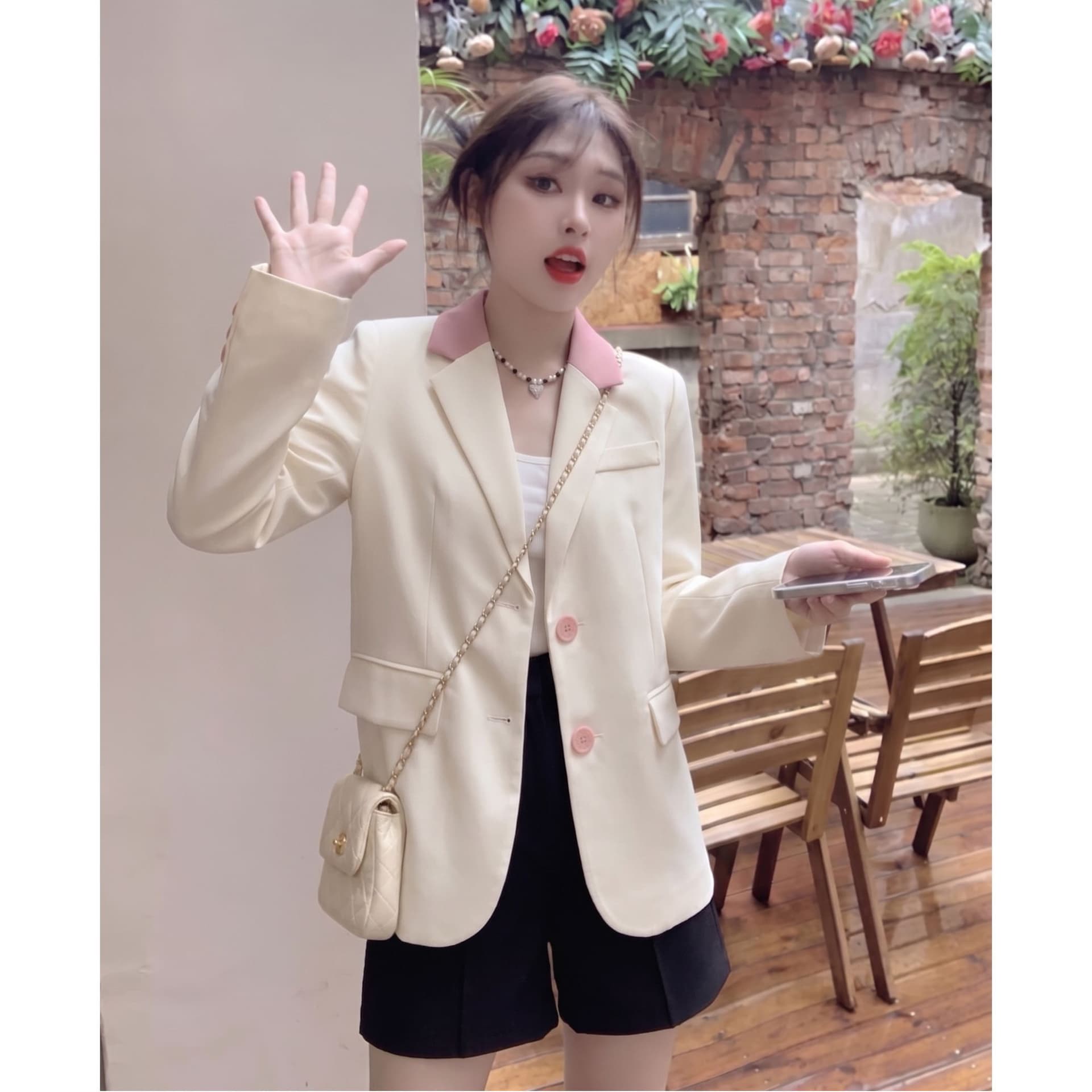한국 스타일 패치워크 칼라 블레이저 부드러운 바람 슬림해 보이는 출퇴근 일상 착용 가져 가라. 디자인 바람 개성 정장 맨위 여성 이미지 2
