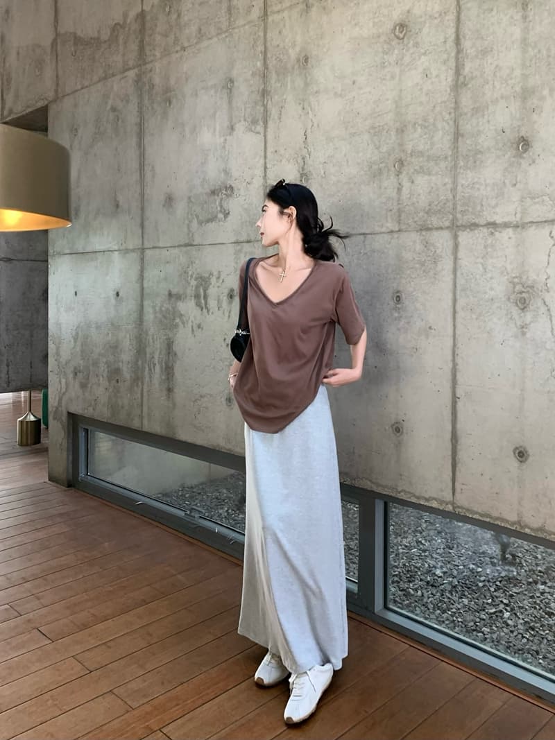 실사 정가 아니요 바겐 세일 볼륨 측면 V넥 반팔 루즈핏 티셔츠 도루 센스 이후 트임 슬림해 보이는 반신 롱 스커트 세트 상세 이미지 10