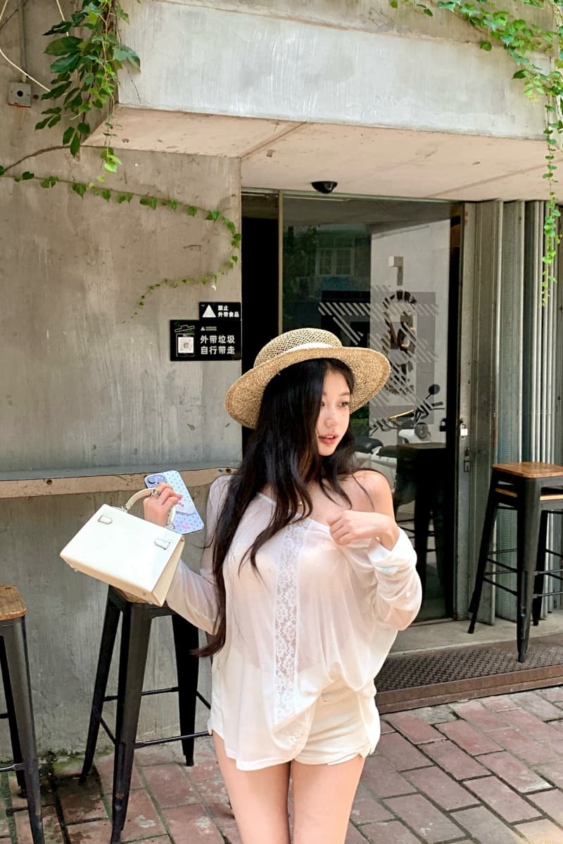 실사 정가 아니요 바겐 세일 느긋한 바람 비스듬한 어깨 레이스 양성 및 음성 둘 착용 루즈핏 긴팔 티셔츠 얇은 스타일 자외선 차단 블라우스 상세 이미지 3