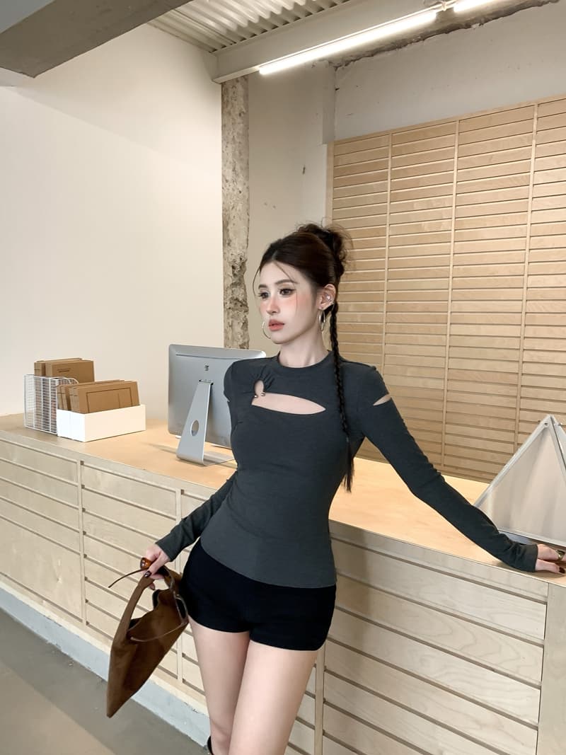 실사 정가 가을 섹시함 핫걸 라운드 넥 홀로우 아웃 비대칭 몸매 가꾸기 슬림해 보이는 디자인 센스 긴팔 티셔츠 맨위 상세 이미지 16