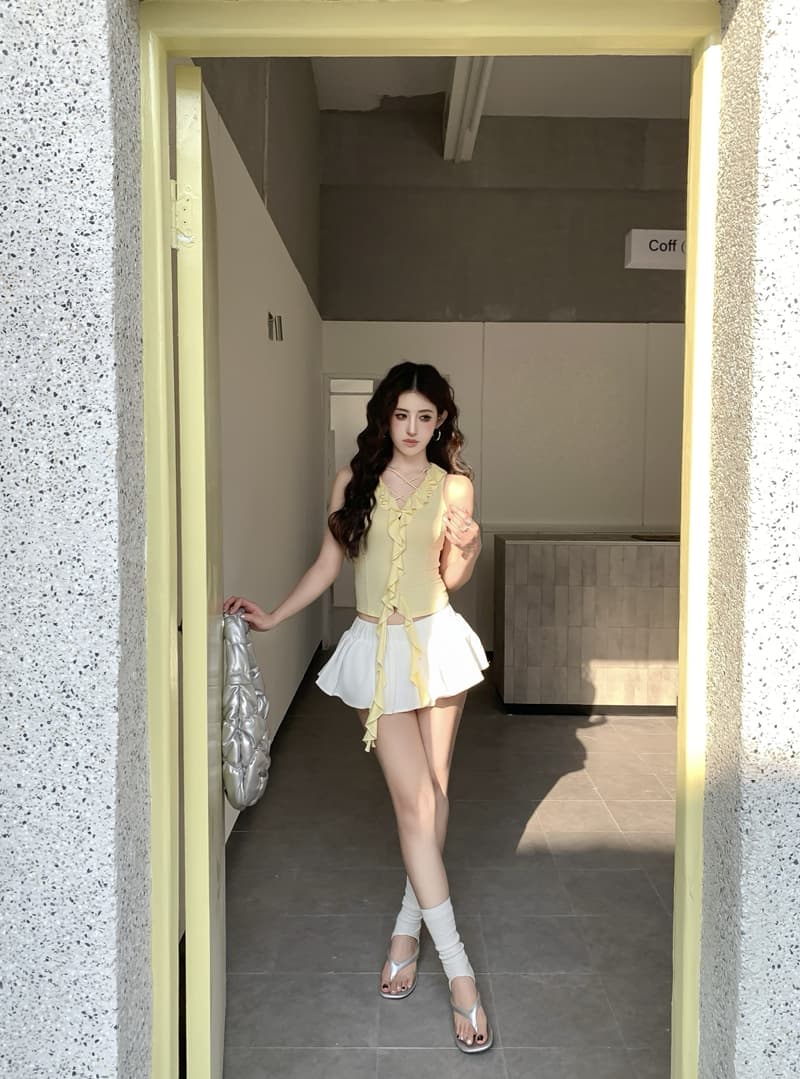 실사 정가 봄 핫걸 술 불규칙 리본 조끼 여성 V넥 스트랩 연꽃 잎 몸매 가꾸기 슬림해 보이는 맨위 상세 이미지 10