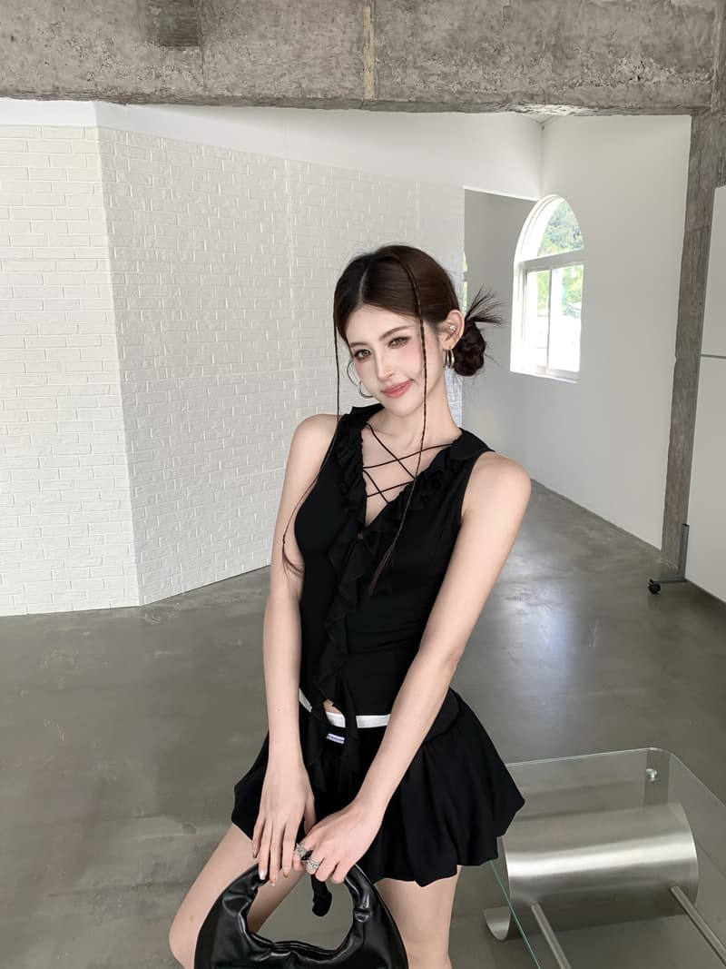실사 정가 봄 핫걸 술 불규칙 리본 조끼 여성 V넥 스트랩 연꽃 잎 몸매 가꾸기 슬림해 보이는 맨위 상세 이미지 21
