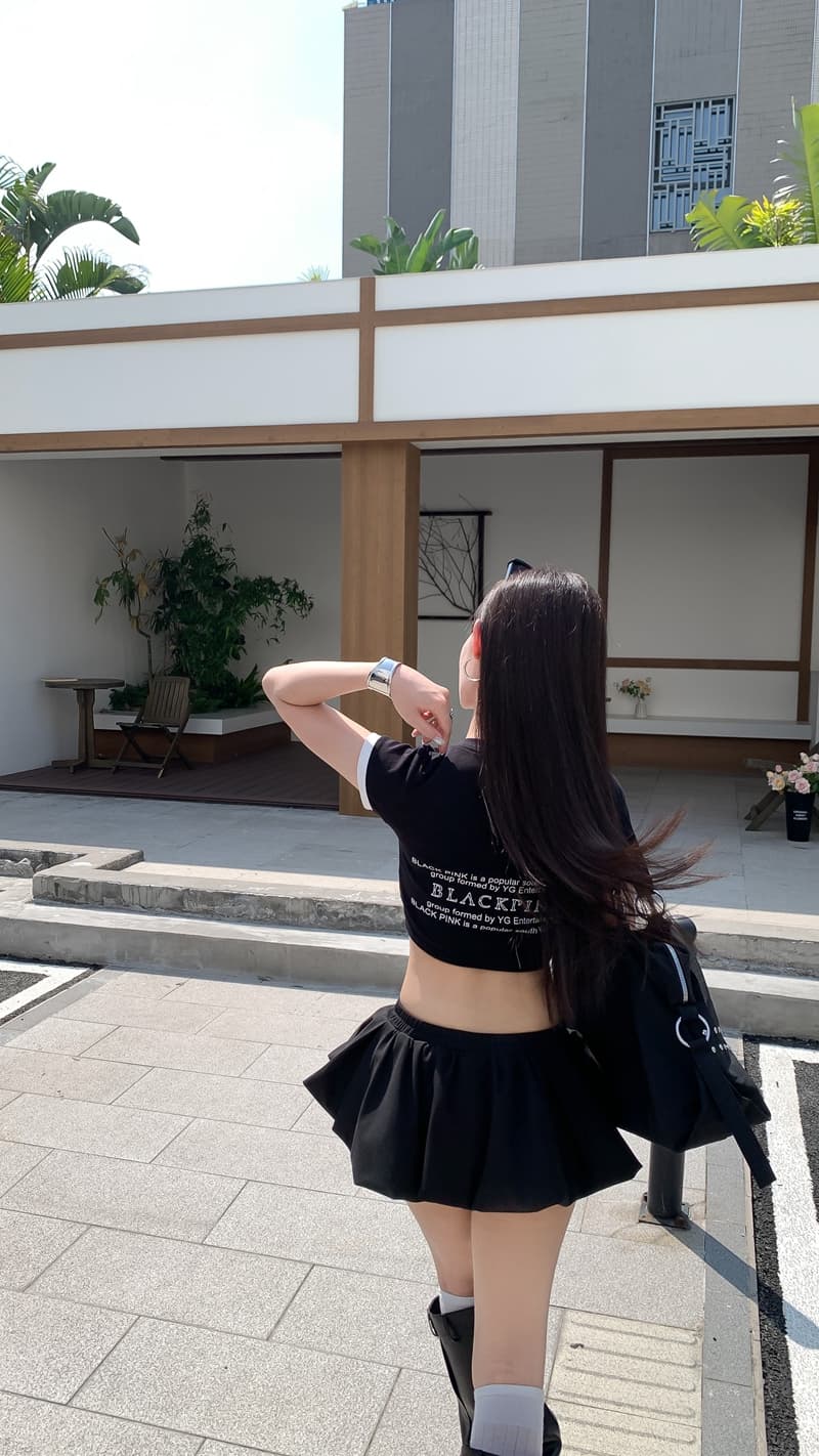 실사 정가 여름 jennie 같은 단락 V넥 알파벳 프린트 이슬 뼈의 반팔 티셔츠 쇼트 스타일 몸매 가꾸기 슬림해 보이는 맨위 상세 이미지 16