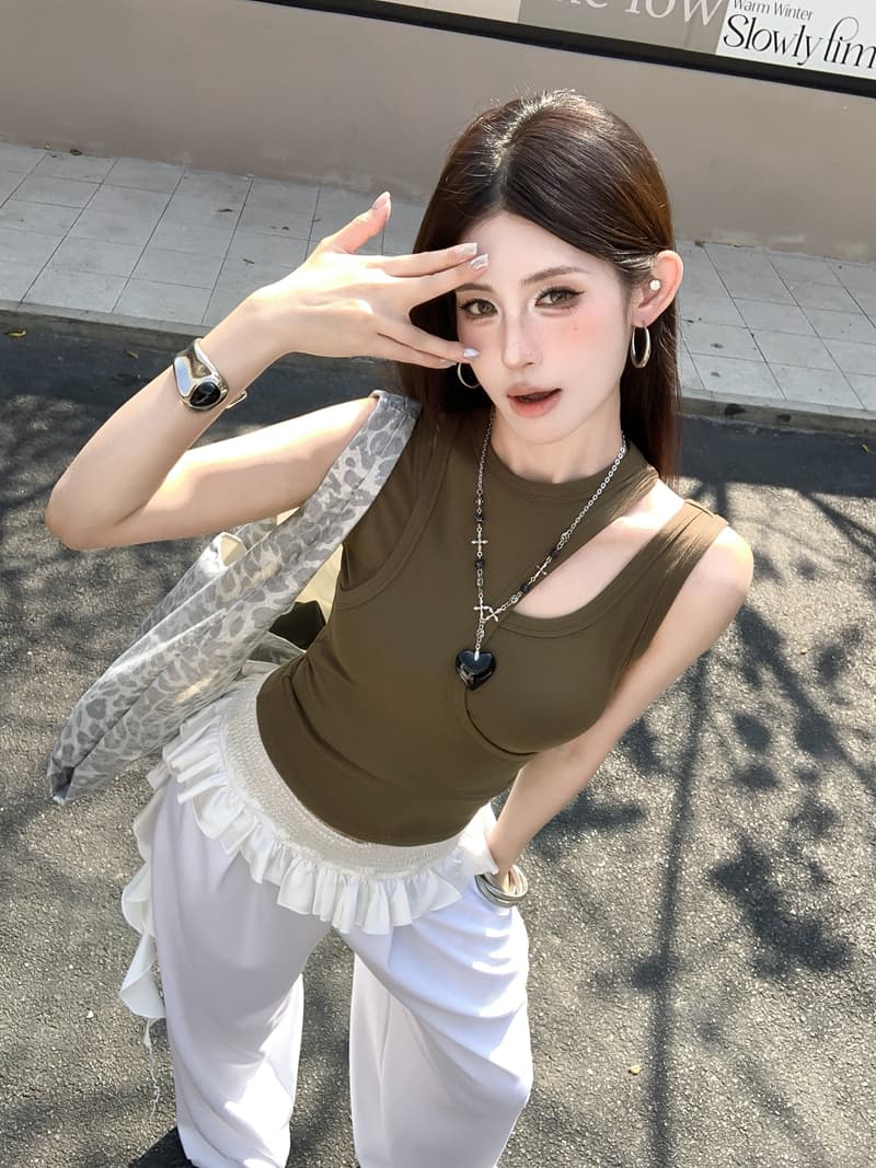 실사 정가 여름 핫걸 불규칙 페이크 레이어드 홀로우 아웃 조끼 디자인 센스 몸매 가꾸기 슬림해 보이는 쇼트 스타일 맨위 상세 이미지 14