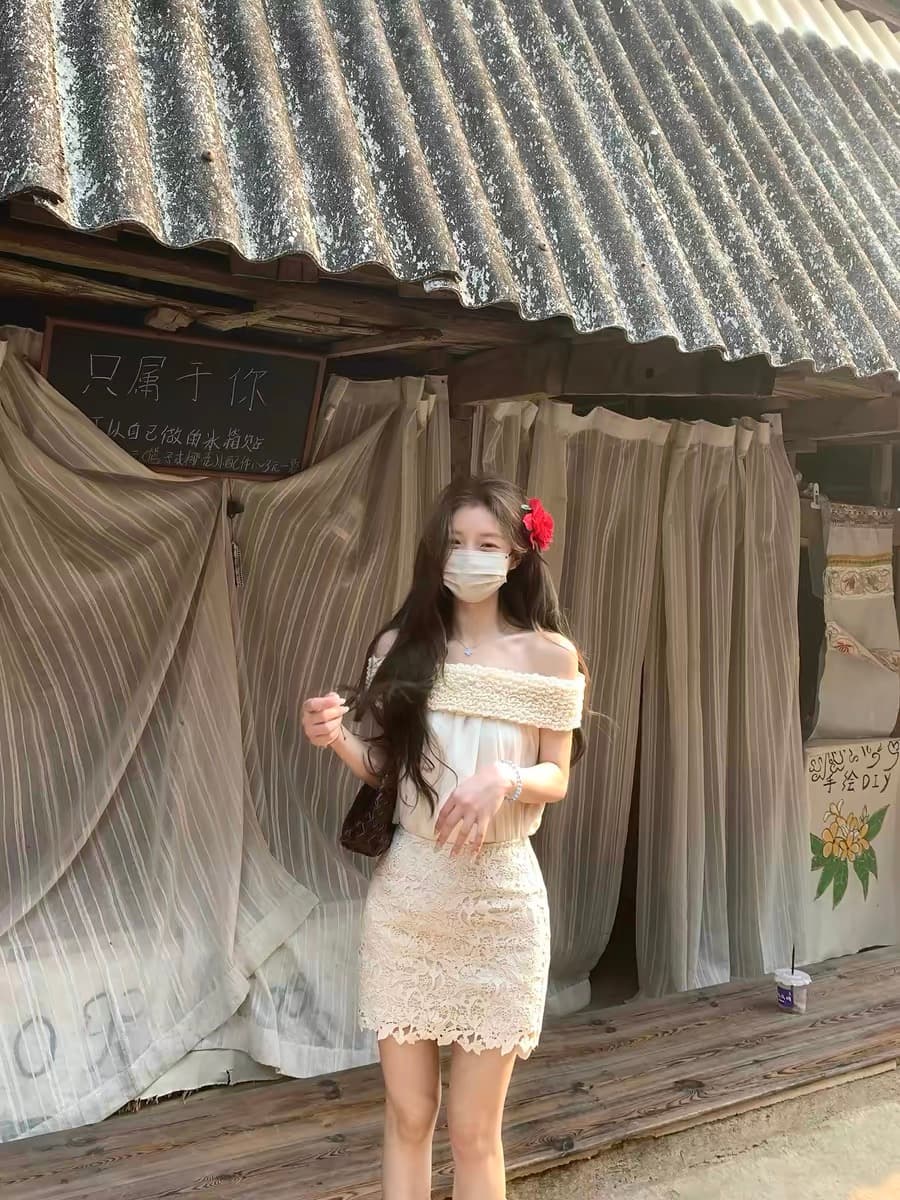xxiiuu 남쪽 법 지배 여름 새로운 불규칙 디자인 센스 오프숄더 쉬폰 톱 여성 요정 작은 셔츠