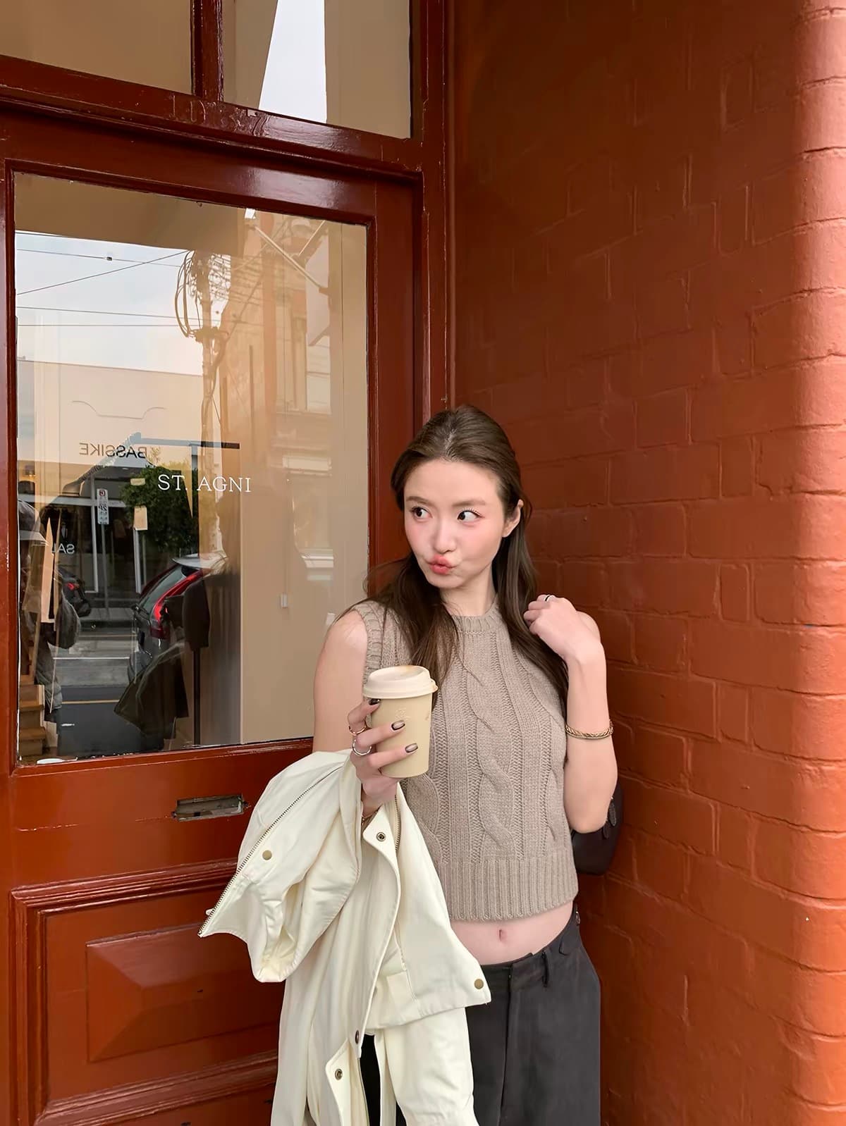 toroon 지아 지아 매장 정품 2026 이른 가을 새로운 민소매 스택 착용 양모 꽈배기 니트 스웨터 조끼 여성 이미지 2