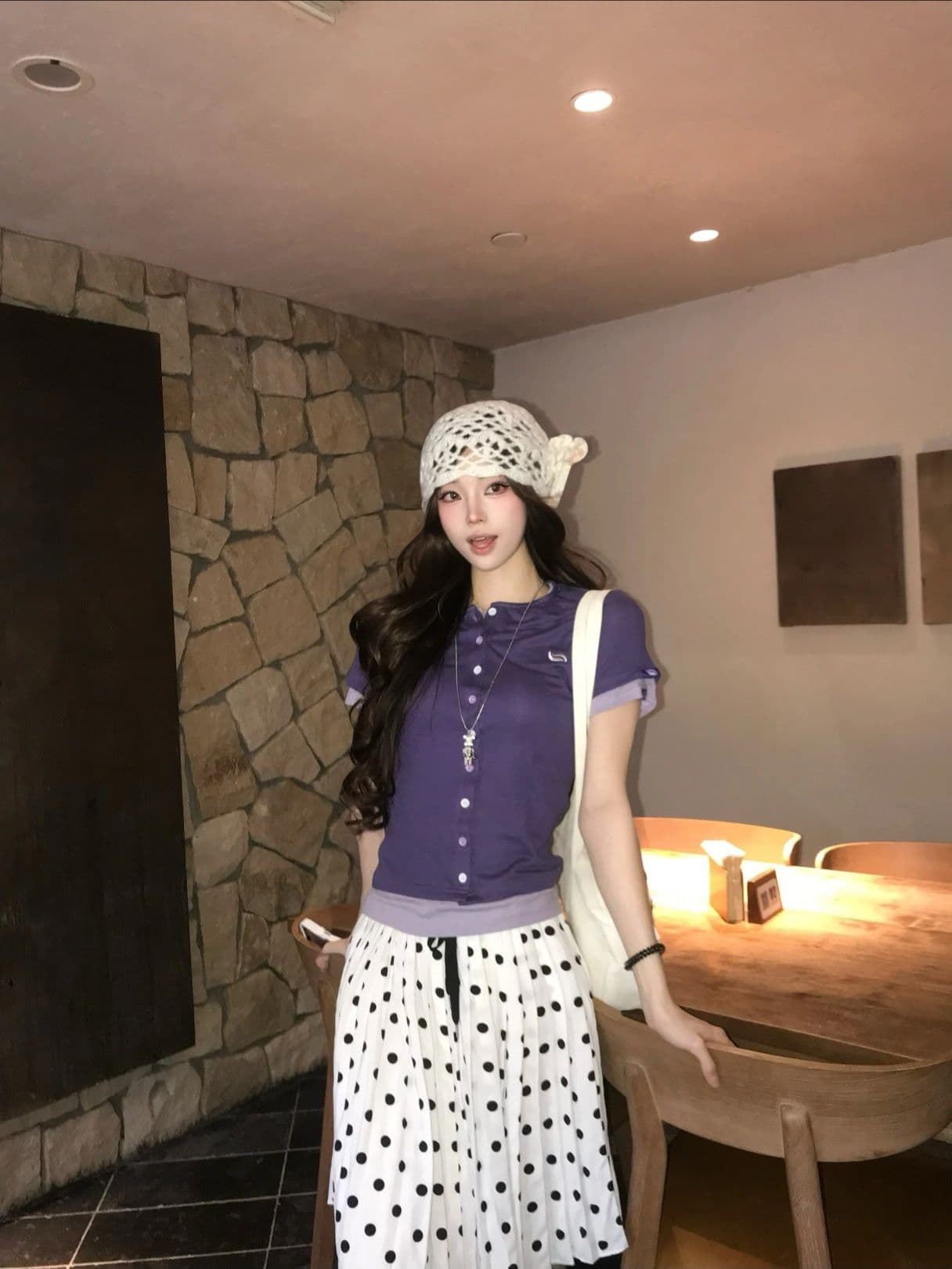자이언트 잘 생긴 ~ 중 짧은 반 스커트 miu 인사이드 miu 가스 검정색 도트 무늬 플리츠 스커트 고유 한 아름다운 작은 키 짧은 상세 이미지 13