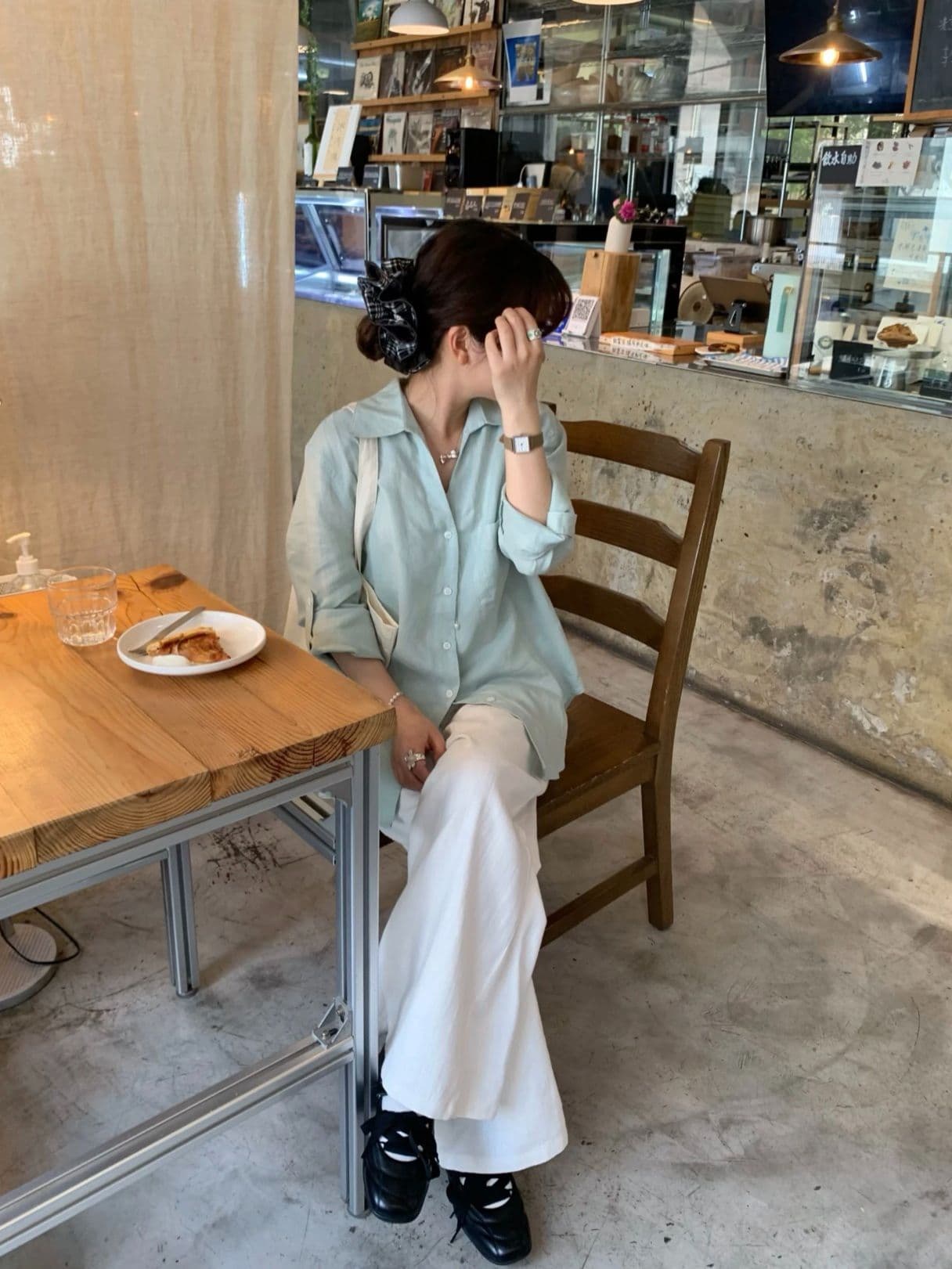 프랑스식 박하 녹색 셔츠 여성 긴 소매 여름 얇은 스타일 출퇴근 캐주얼 디자인 센스 작은 대중 Chic V넥 맨위 상세 이미지 13