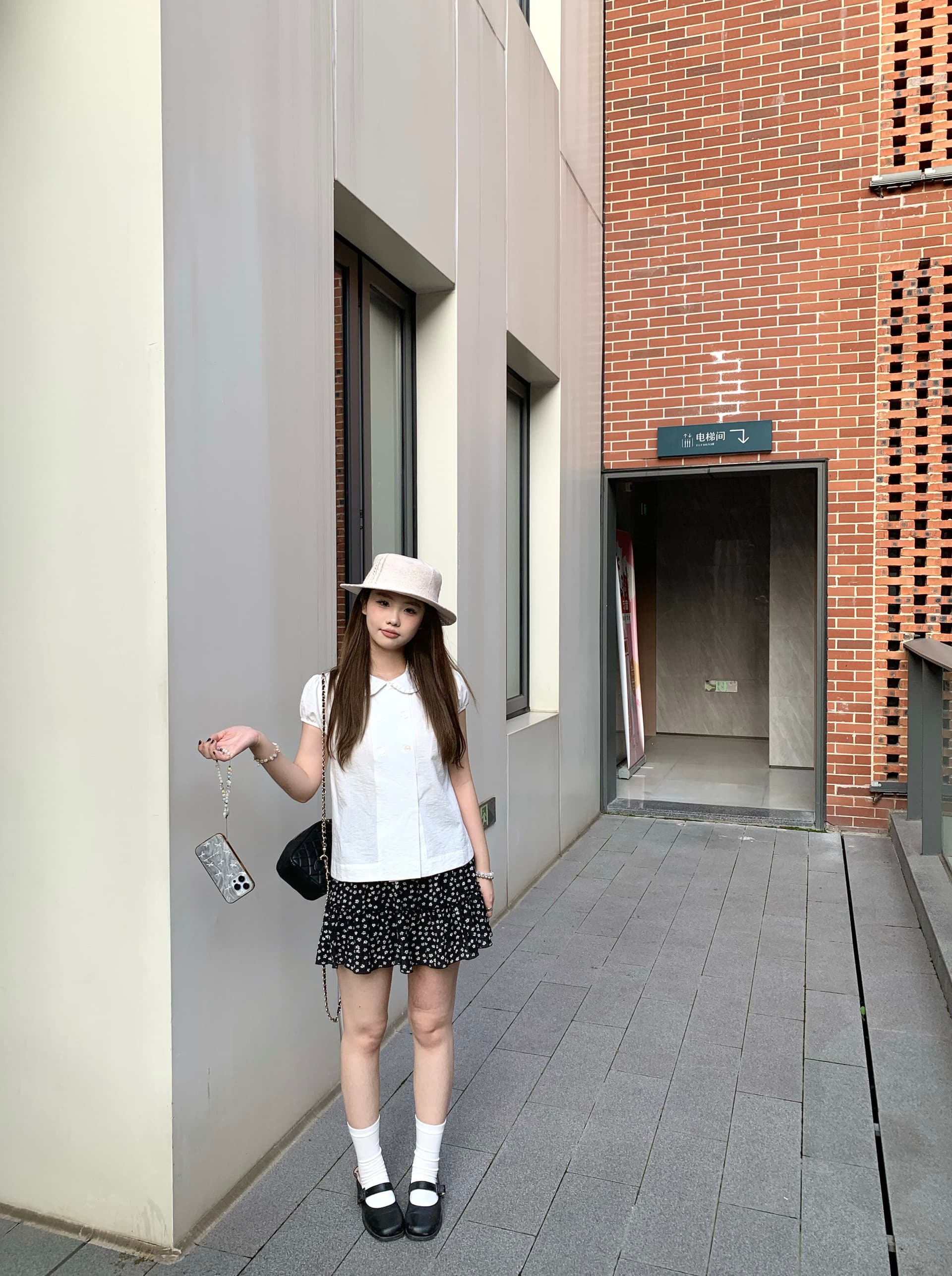 shiyiyue 달콤한 핫걸 베이비 칼라 반팔 여성 여름 아메리칸 몸매 가꾸기 거품 소매 맨위 디자인 센스 인형 셔츠 상세 이미지 12