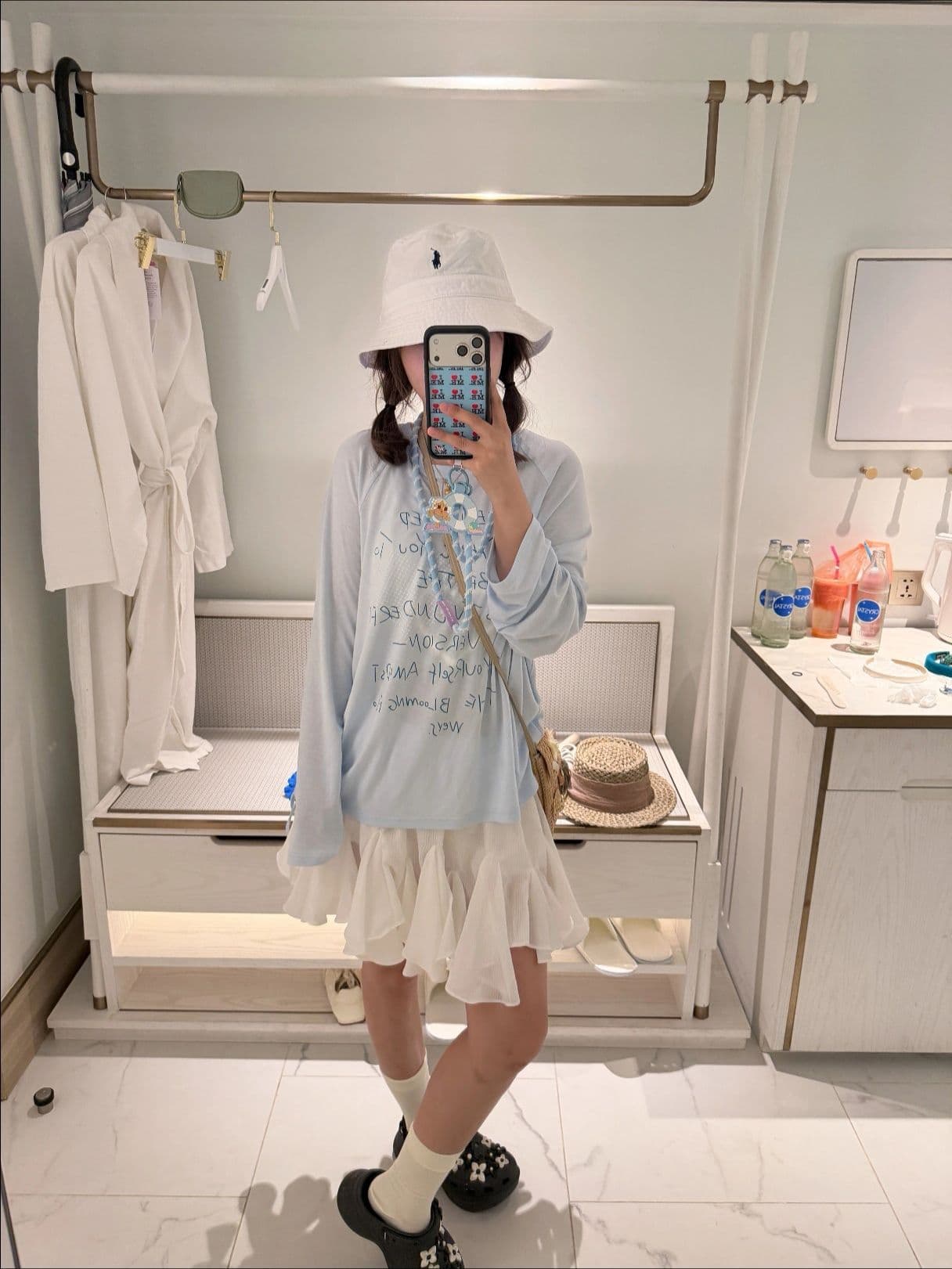 라이 경기 서울 여름 파란색 얇고 가벼운 에어컨 블라우스 여성 한 부서 라이 경기 서울 통기성 긴팔 비스듬한 어깨 의류 이미지 3