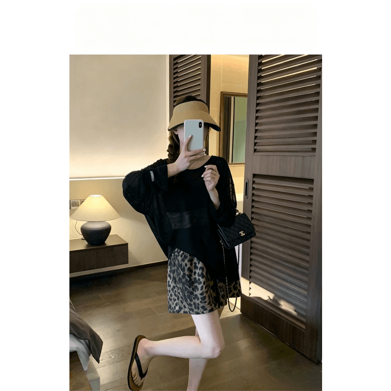 레오파드 무늬 반바지 여성 여름 얇은 스타일 2026 새로운 하이웨이스트 외출용 슬림해 보이는 넓은 다리 바지 운동 오부 바지 상세 이미지 4