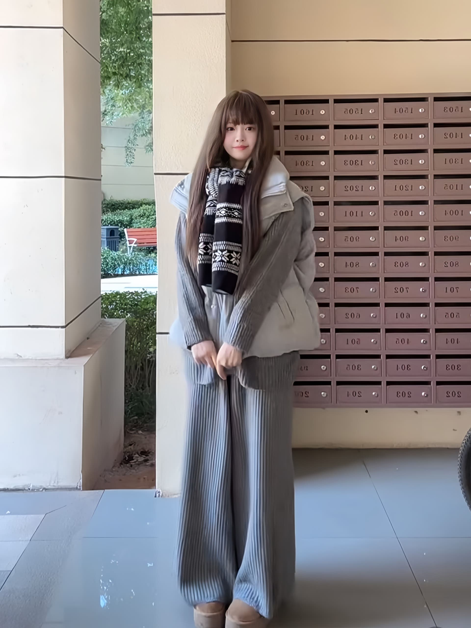 출퇴근 미니멀리즘 솜을 넣은 회색 한 부서 고급 센스 착용 가져 가라. 여성 가을 겨울 작은 키 스택 착용 베스트 상세 이미지 6