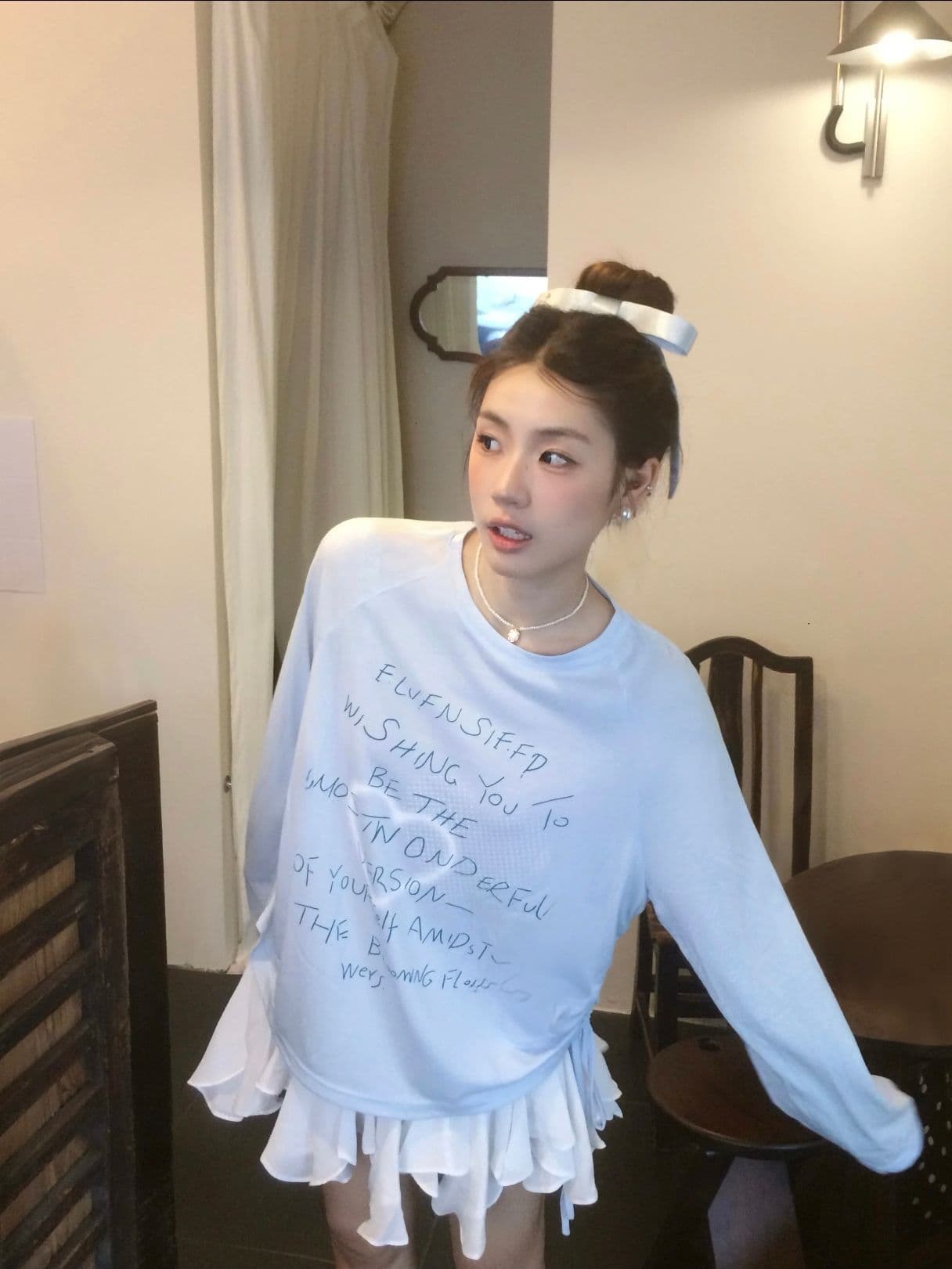 라이 경기 서울 여름 파란색 얇고 가벼운 에어컨 블라우스 여성 한 부서 라이 경기 서울 통기성 긴팔 비스듬한 어깨 의류 상세 이미지 2
