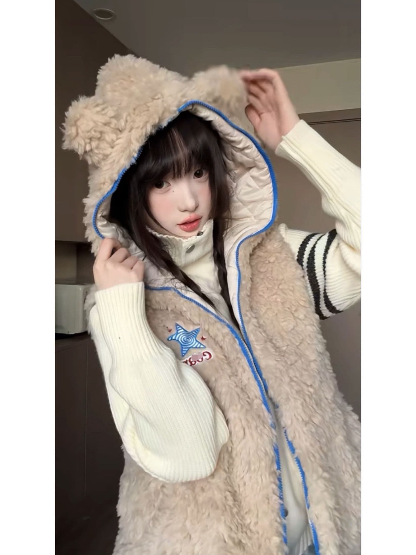 솜을 넣은 후드 작은 곰 귀 베스트 조끼 여성 2026 새로운 올해 인기 폭발 슈퍼 잘 생긴 재킷 이미지 4