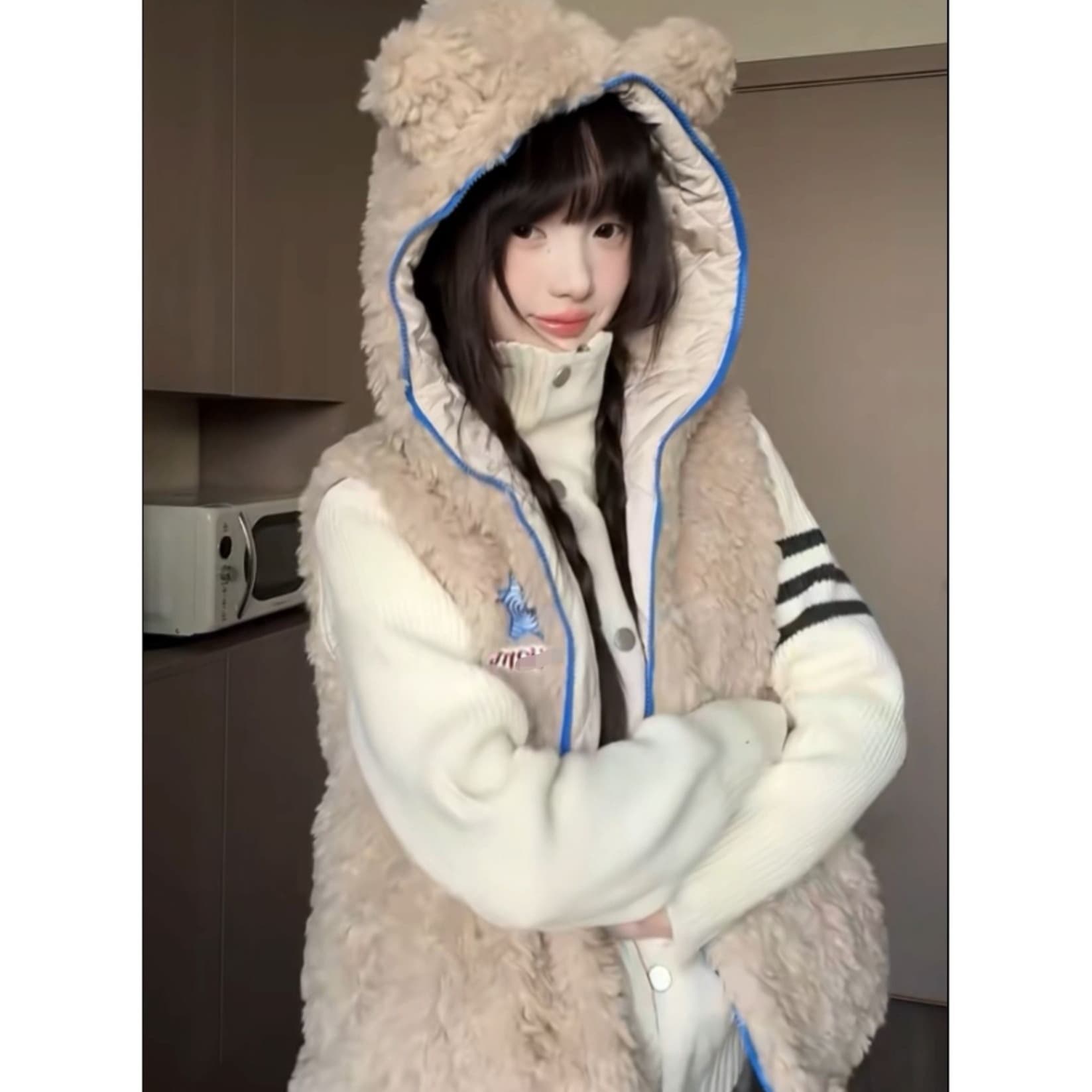 솜을 넣은 후드 작은 곰 귀 베스트 조끼 여성 2026 새로운 올해 인기 폭발 슈퍼 잘 생긴 재킷 이미지 6