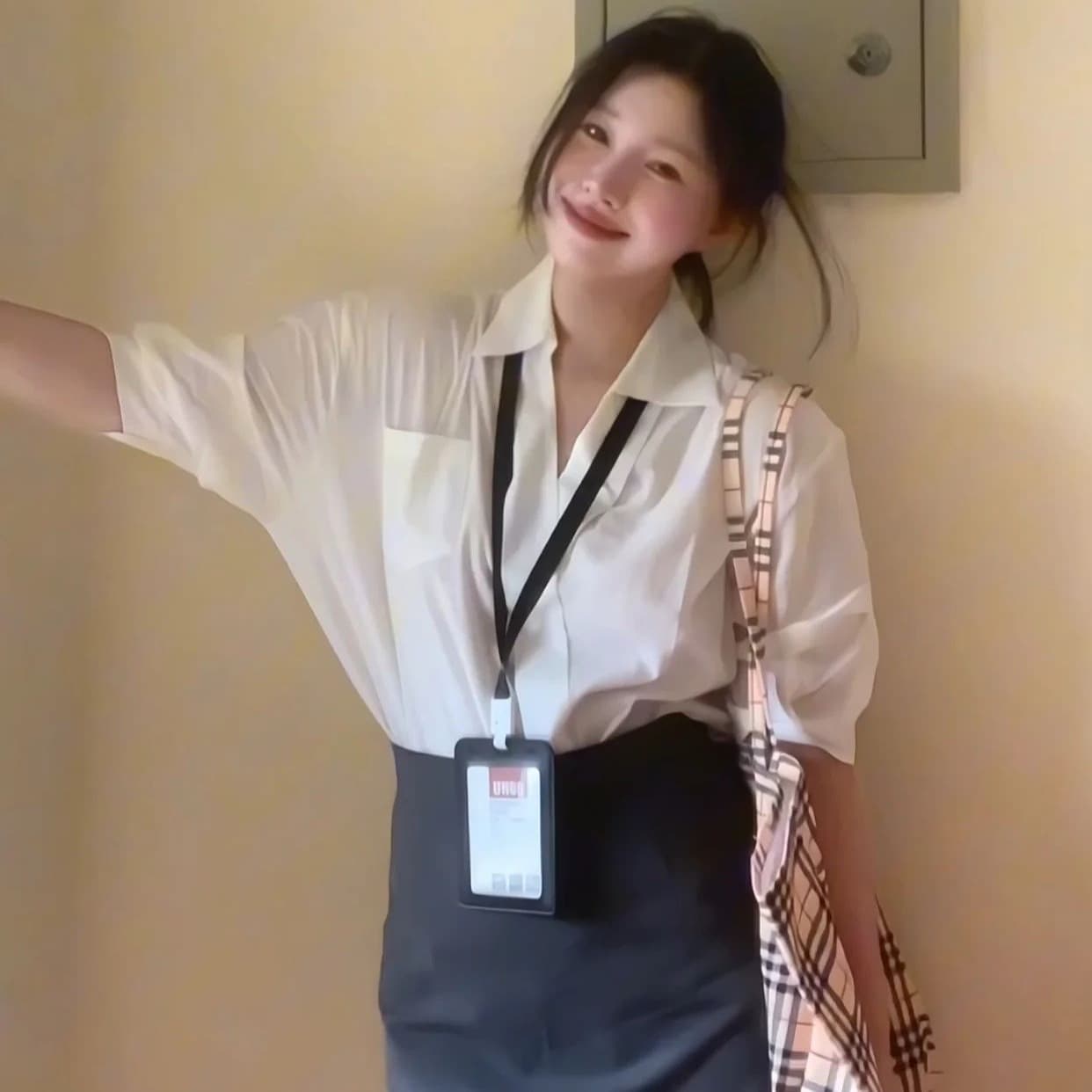 높음 지혜 센스 프랑스식 품격 화이트 폴로 칼라 반팔 여성 셔츠 여름 새로운 거품 소매 직장 출퇴근 맨위 이미지 6