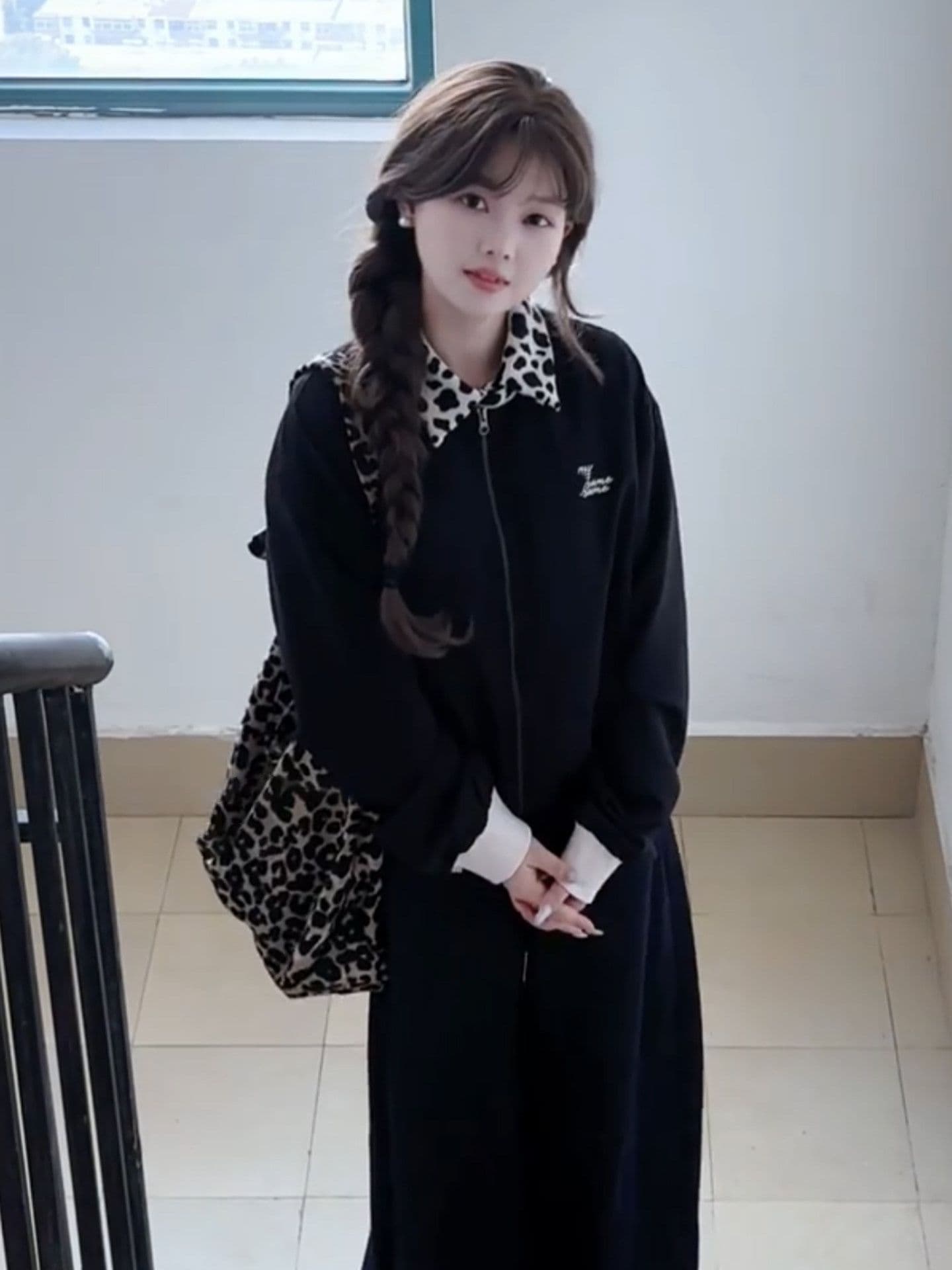 암소 곡물 폴로 칼라 패치워크 여성 코트 이른 가을 2026 새로운 루즈핏 캐주얼 자수 한 부서 쇼트 스타일 재킷 맨위 상세 이미지 6