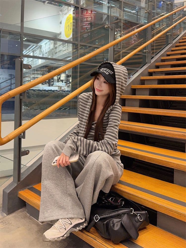 순수한 Mianhua 면 세트 털이 있고 두꺼운 스트라이프 후드 티 스웨터 재킷 여성 레저 바지 상세 이미지 11