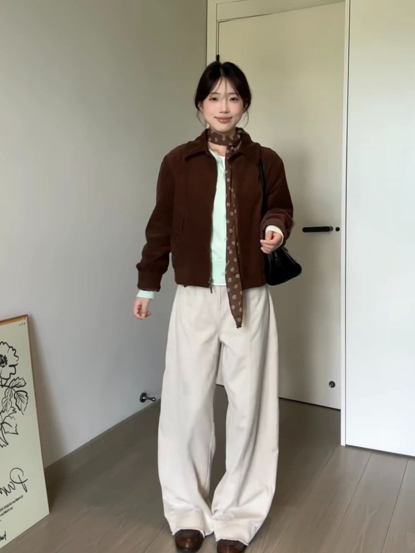 코듀로이 레트로 가을 어깨 자수 재킷 2026 가을 겨울 여성 의류 새로운 루즈핏 쇼트 스타일 재킷 맨위 상세 이미지 4
