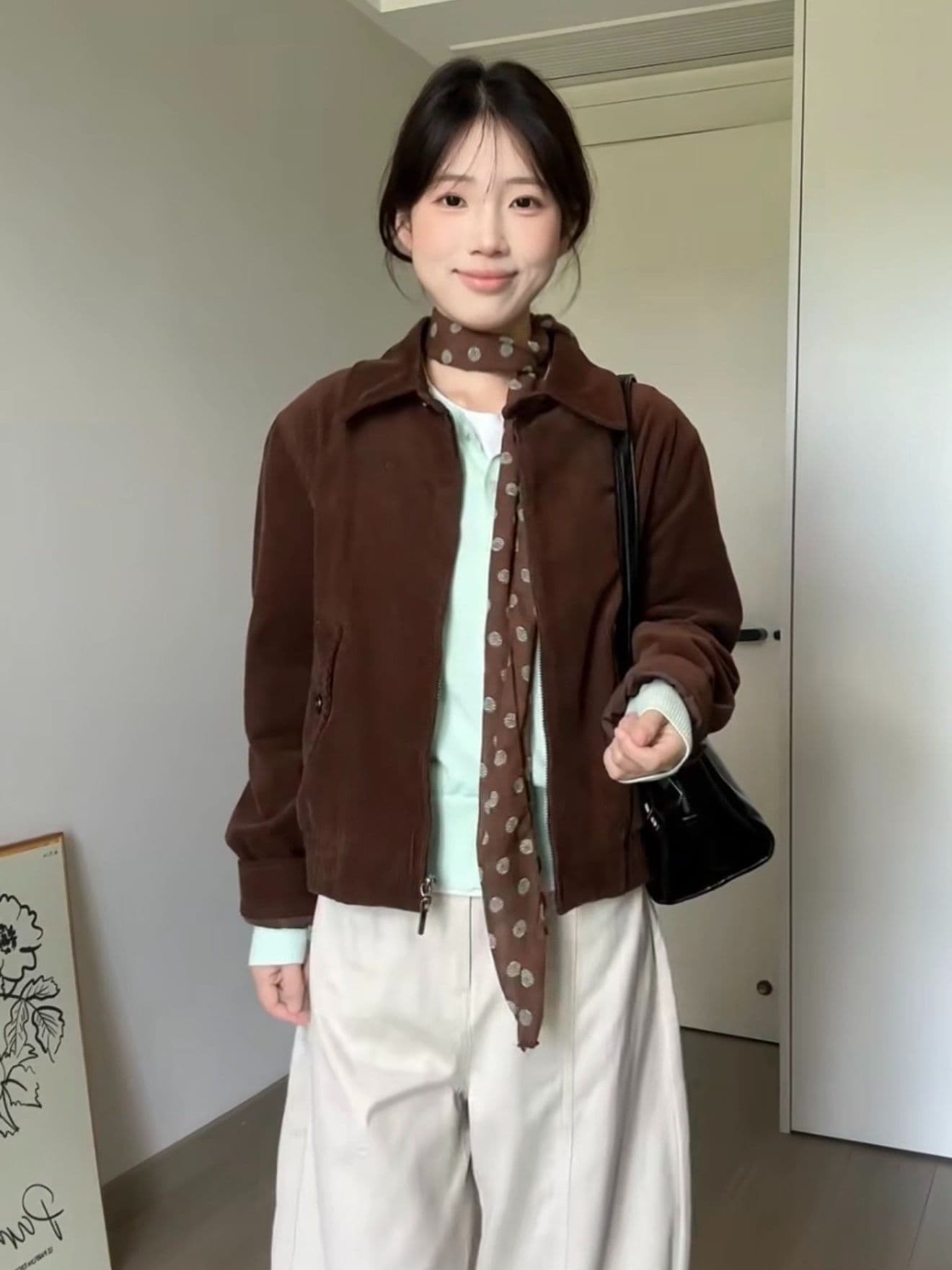 코듀로이 레트로 가을 어깨 자수 재킷 2026 가을 겨울 여성 의류 새로운 루즈핏 쇼트 스타일 재킷 맨위 상세 이미지 8