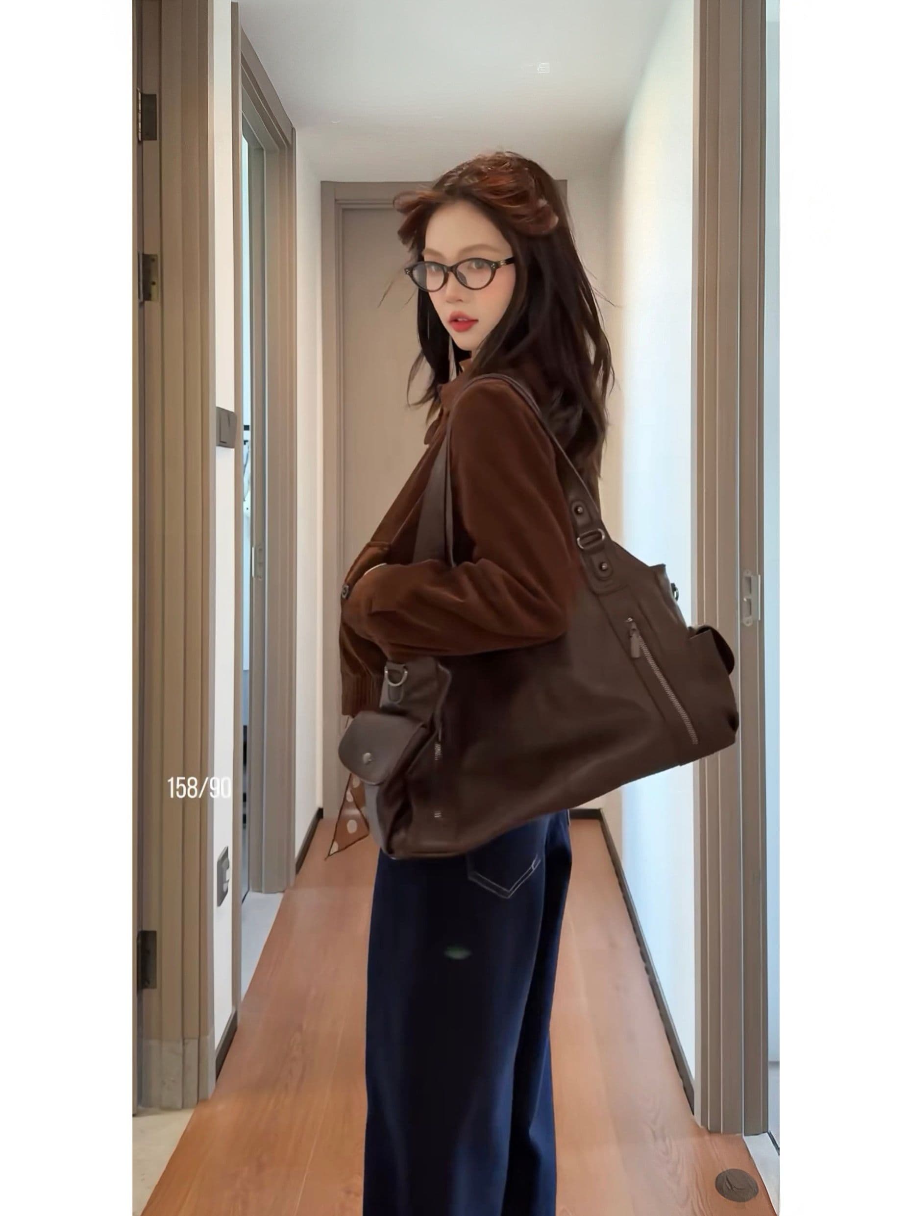코듀로이 레트로 가을 어깨 자수 재킷 2026 가을 겨울 여성 의류 새로운 루즈핏 쇼트 스타일 재킷 맨위 상세 이미지 5