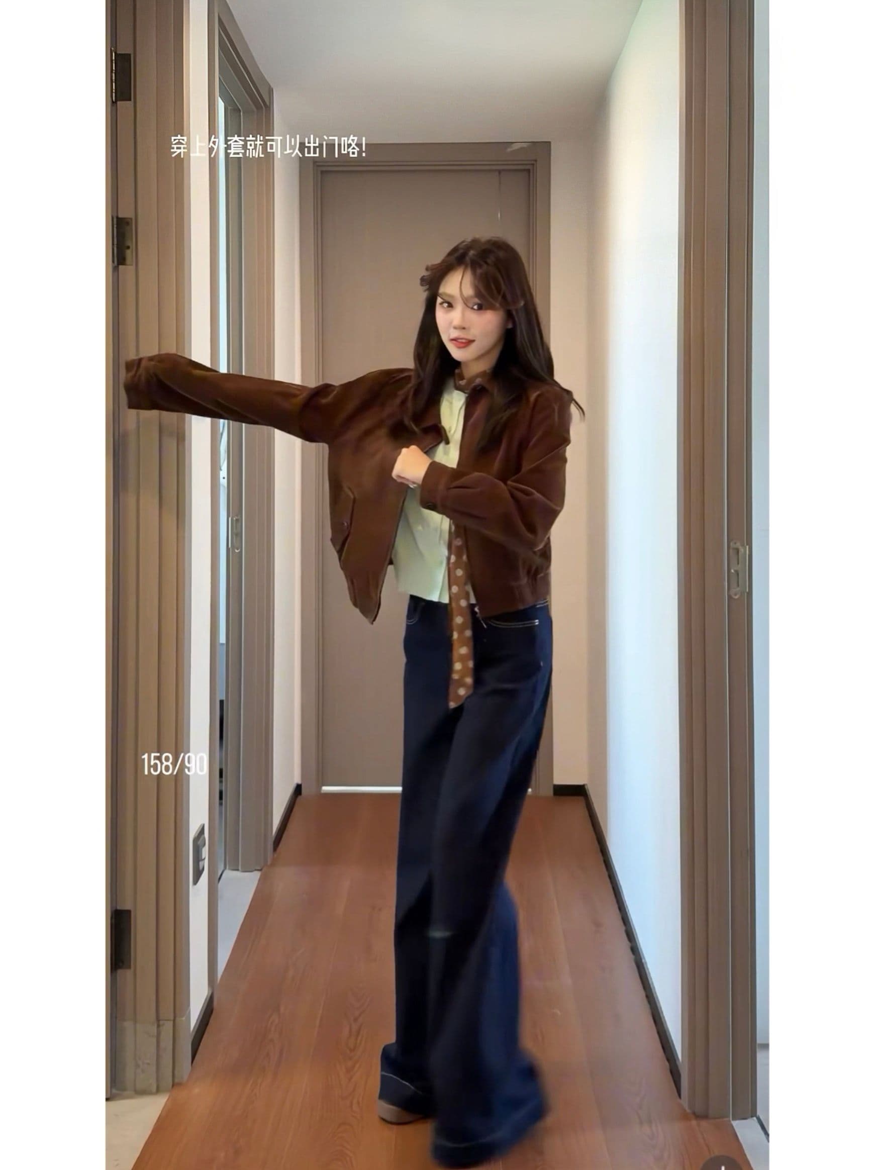 코듀로이 레트로 가을 어깨 자수 재킷 2026 가을 겨울 여성 의류 새로운 루즈핏 쇼트 스타일 재킷 맨위 상세 이미지 7