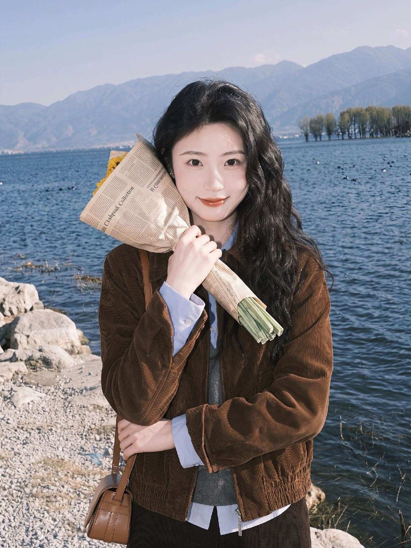 코듀로이 레트로 가을 어깨 자수 재킷 2026 가을 겨울 여성 의류 새로운 루즈핏 쇼트 스타일 재킷 맨위 상세 이미지 6