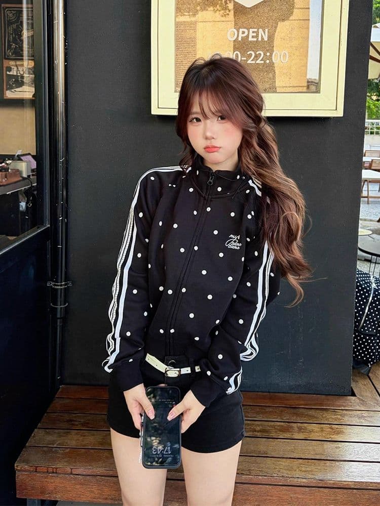 후아 면 복합 2026 이른 가을 오픈 가디건 맨위 아메리칸 레트로 도트 무늬 스탠드 칼라 후드티 여성 코트 이미지 4